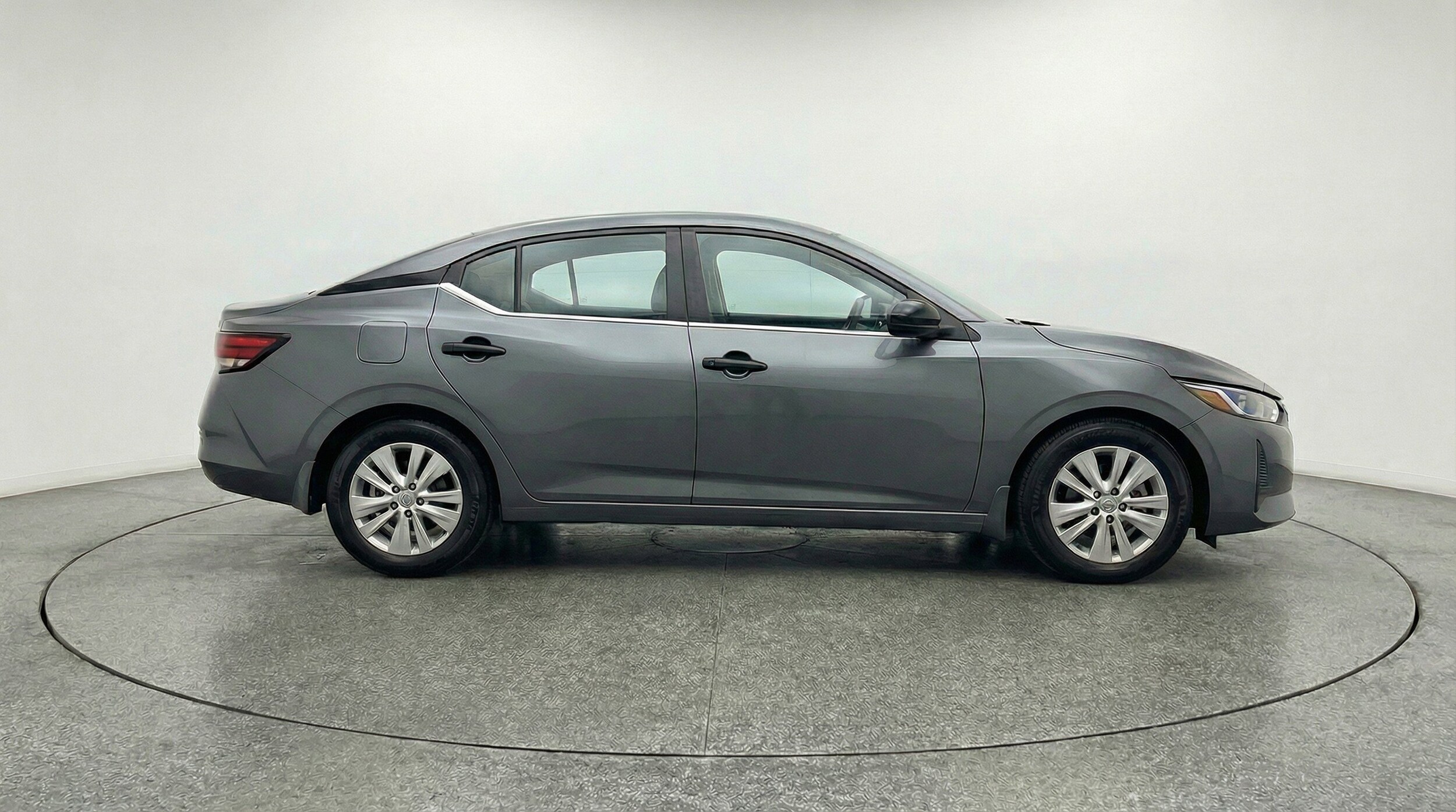 Thumbnail: 2025 Nissan Sentra - 11