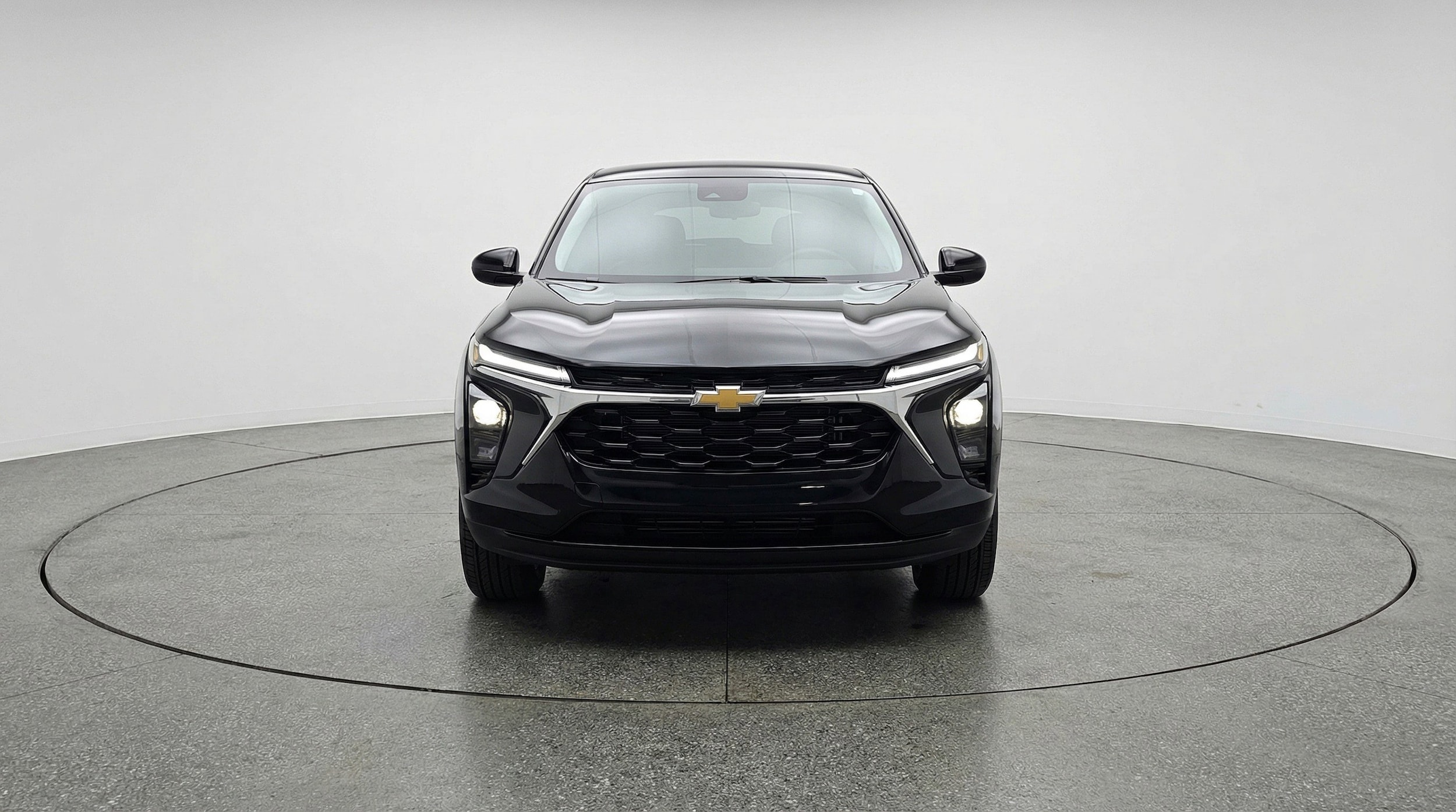 Thumbnail: 2025 Chevrolet Trax - 2