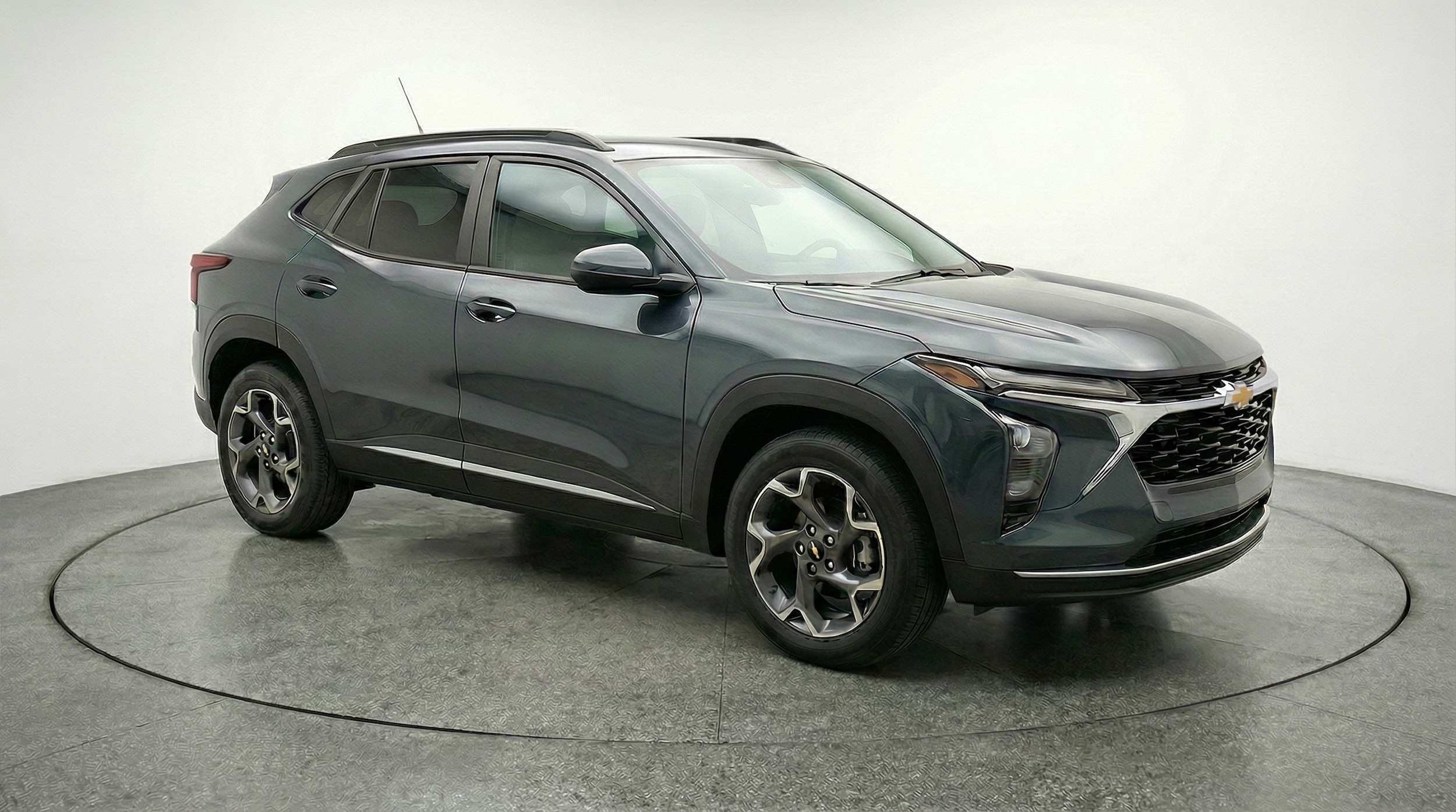 Thumbnail: 2025 Chevrolet Trax - 1