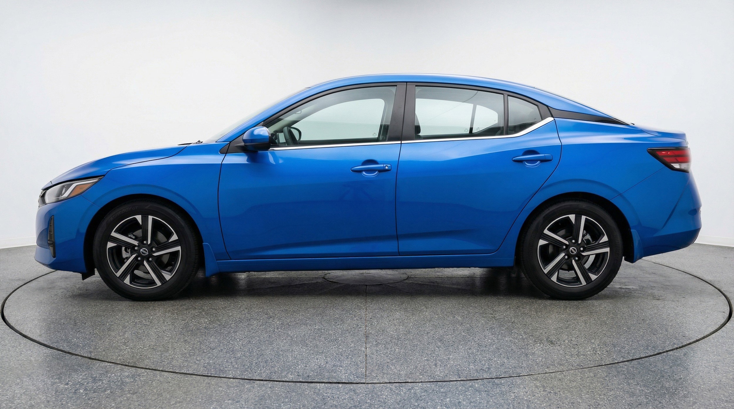 Thumbnail: 2025 Nissan Sentra - 5