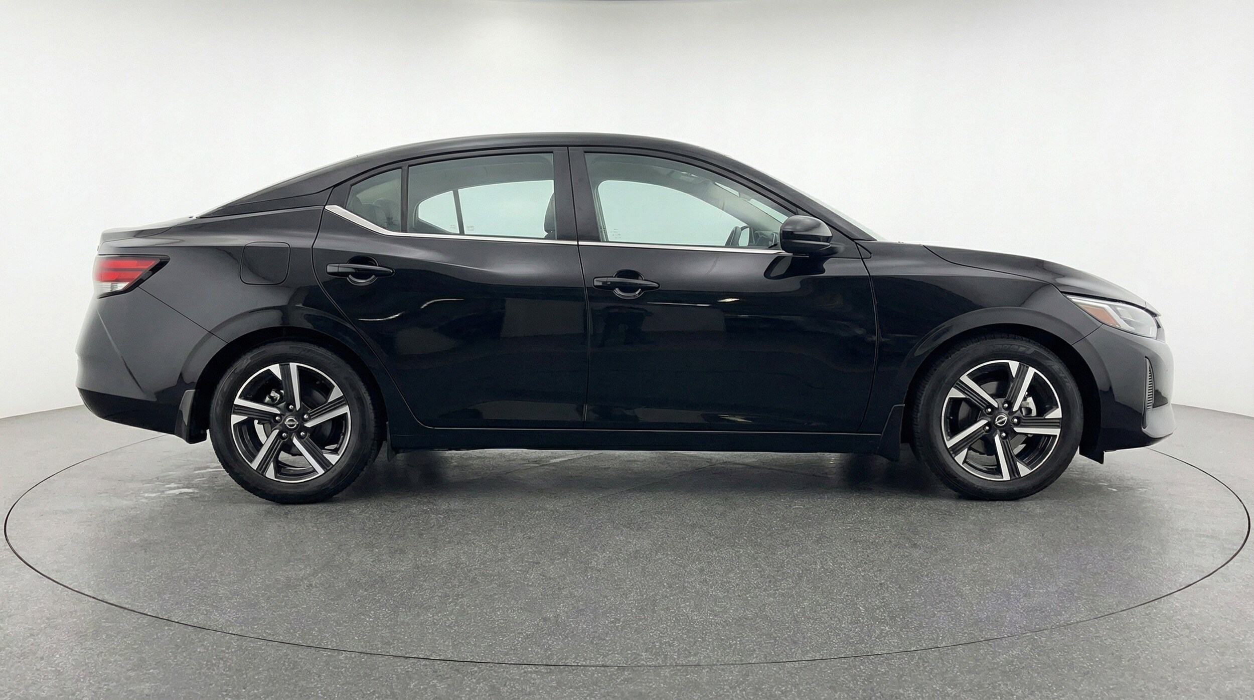 Thumbnail: 2025 Nissan Sentra - 11