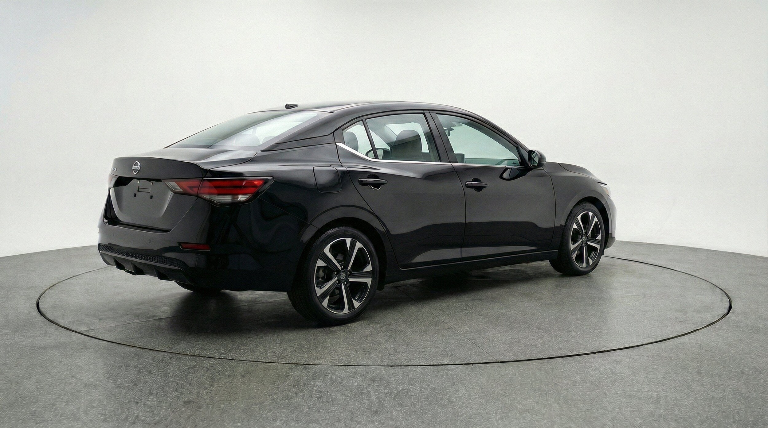 Thumbnail: 2025 Nissan Sentra - 9