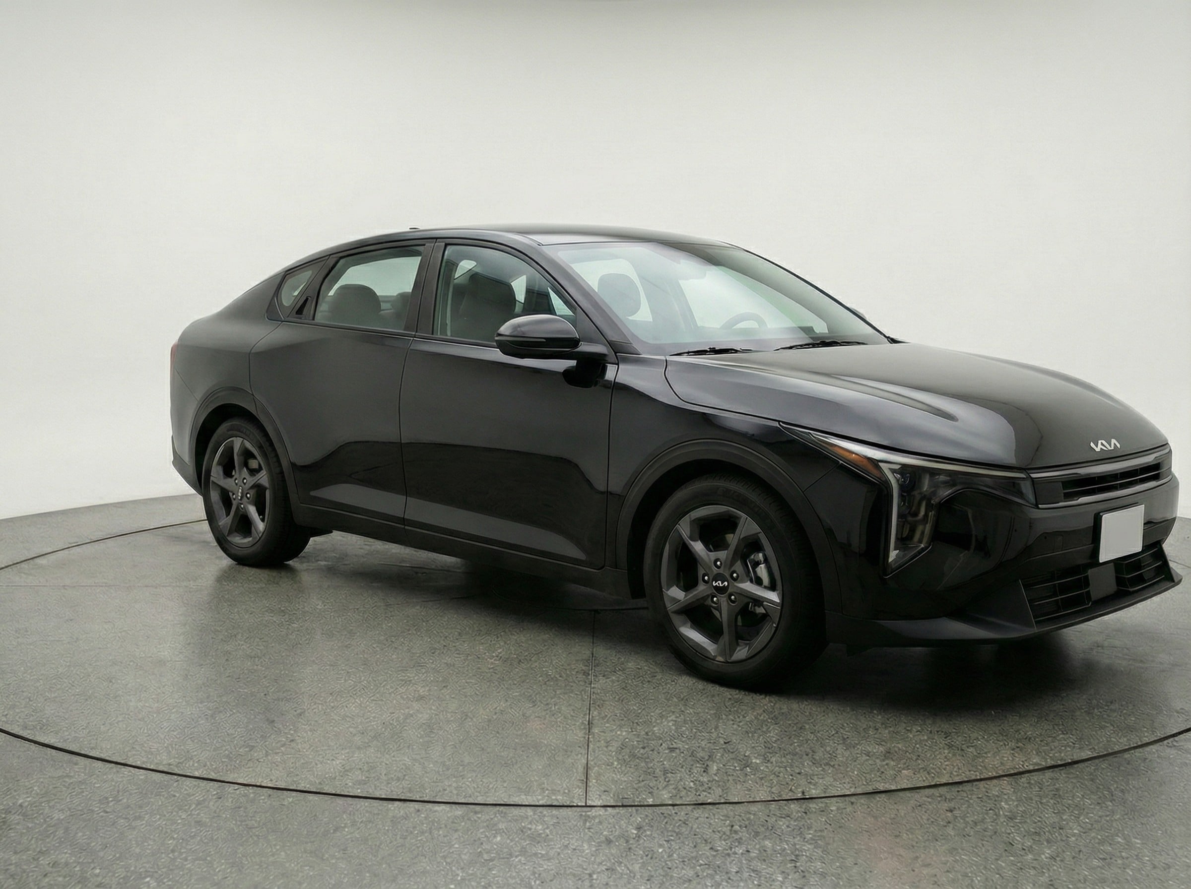 Thumbnail: 2025 Kia K4 - 1