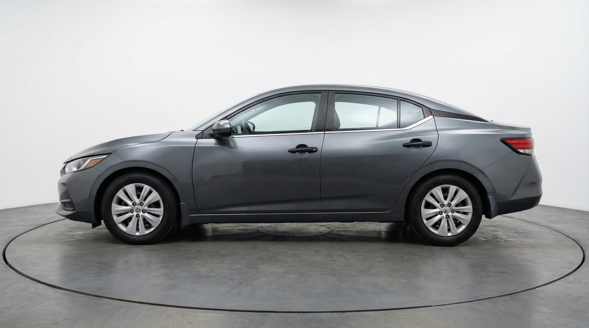 Thumbnail: 2025 Nissan Sentra - 4