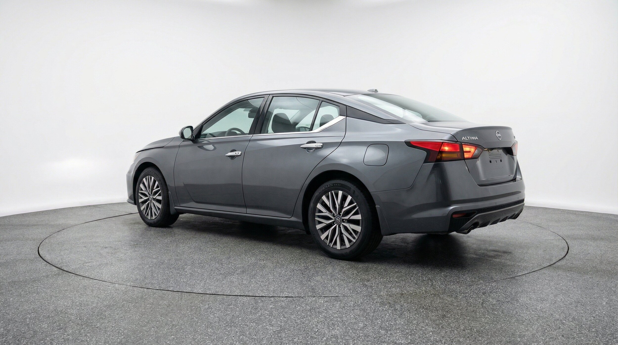 Thumbnail: 2025 Nissan Altima - 6