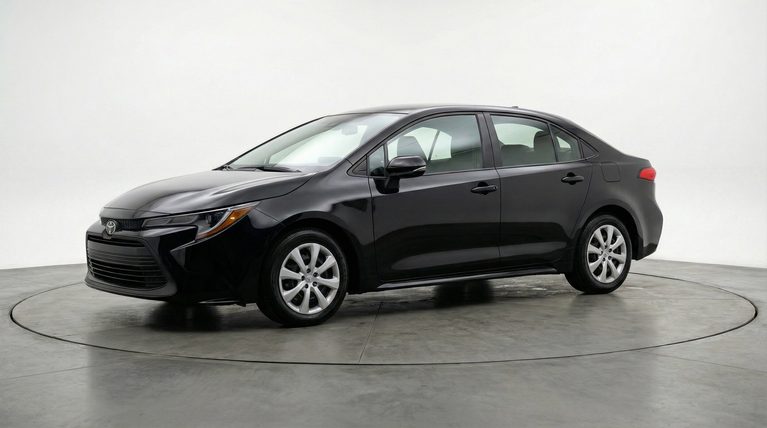 Thumbnail: 2025 Toyota Corolla - 3