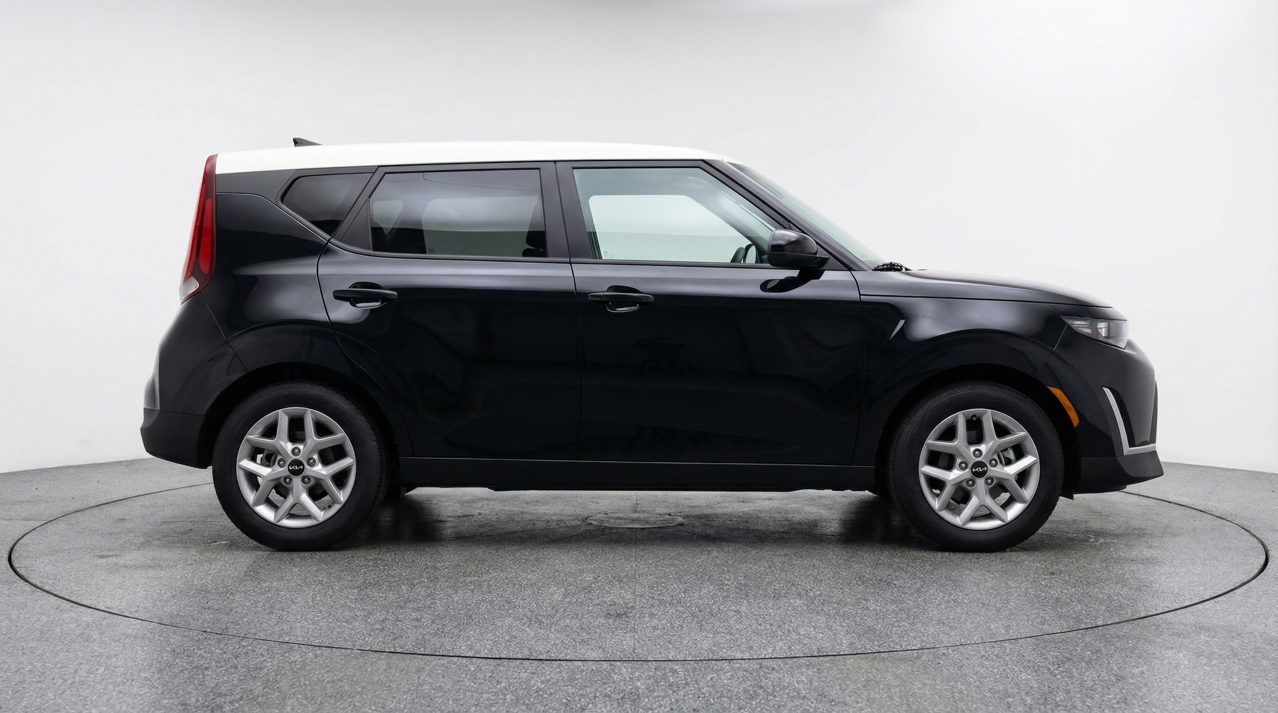 Thumbnail: 2025 Kia Soul - 8