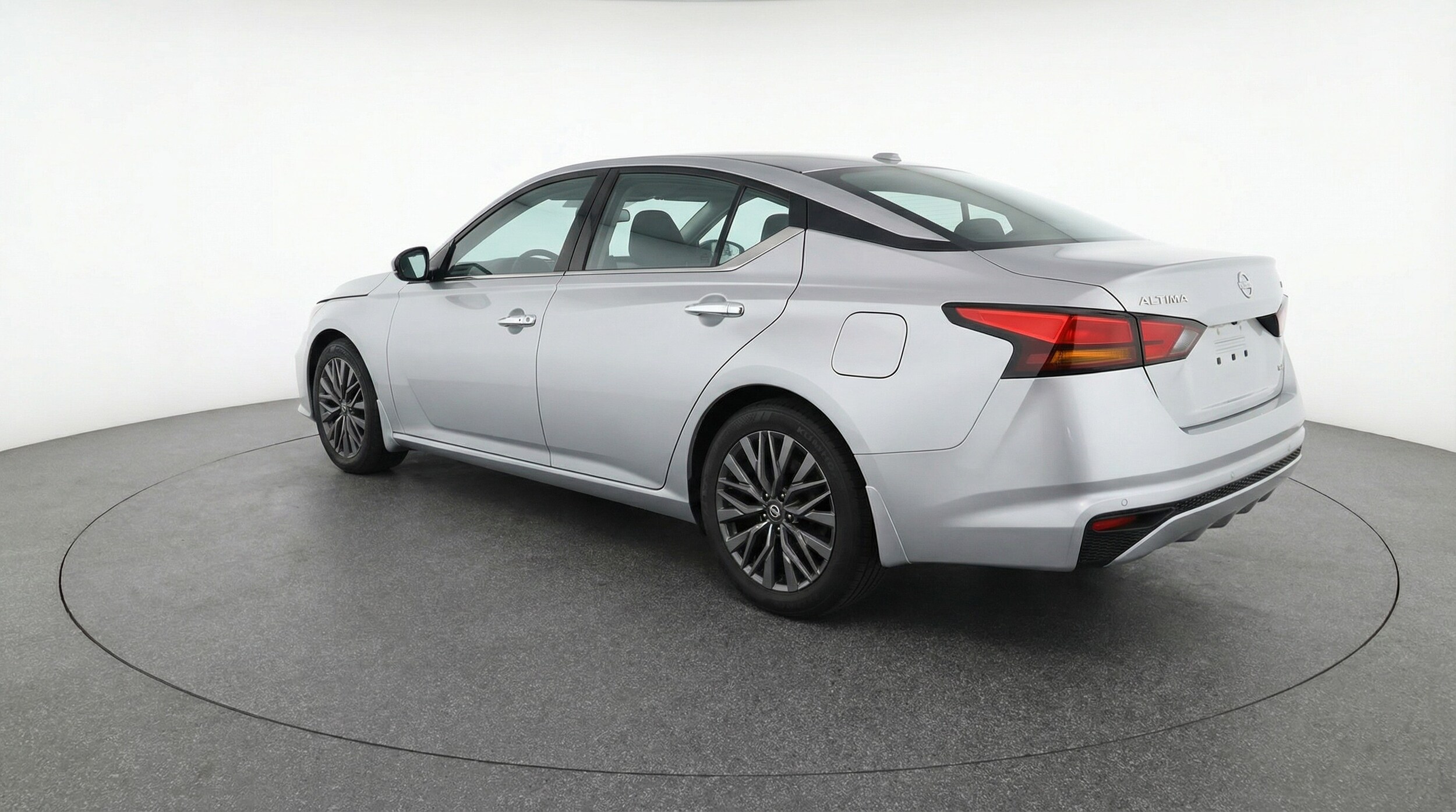 Thumbnail: 2025 Nissan Altima - 5