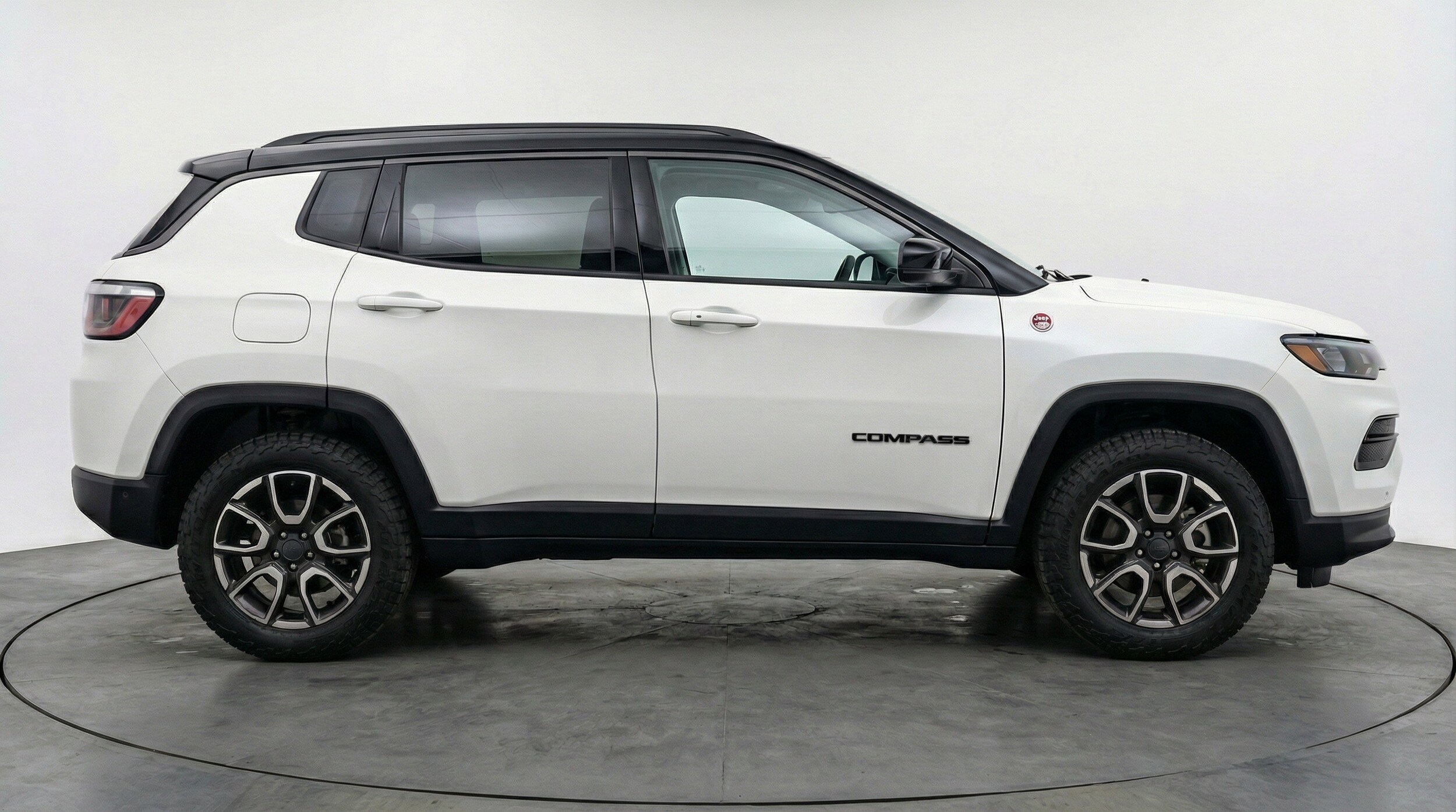 Thumbnail: 2025 Jeep Compass - 11