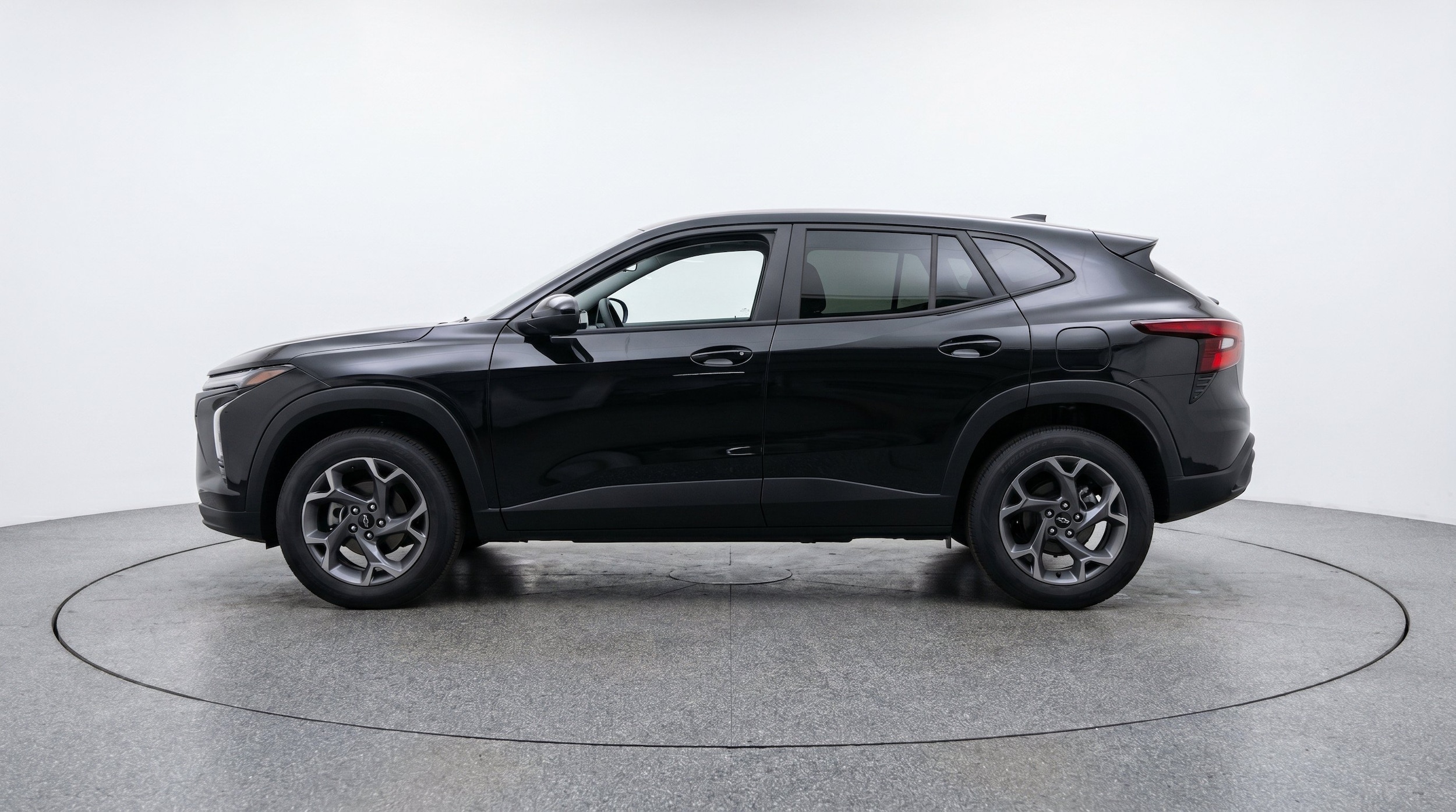 Thumbnail: 2025 Chevrolet Trax - 5