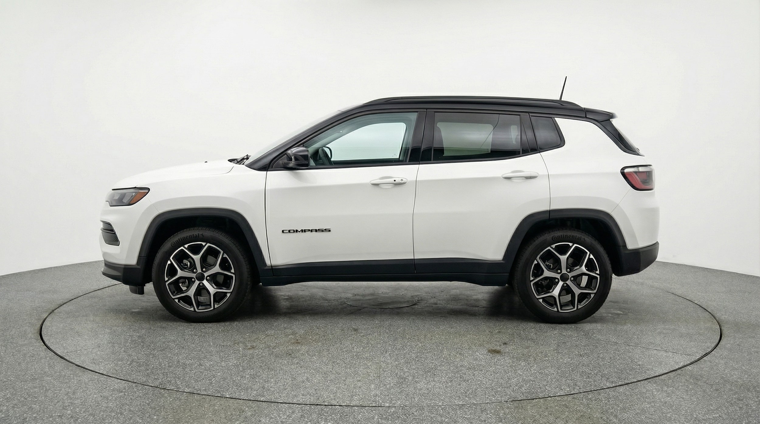 Thumbnail: 2025 Jeep Compass - 4