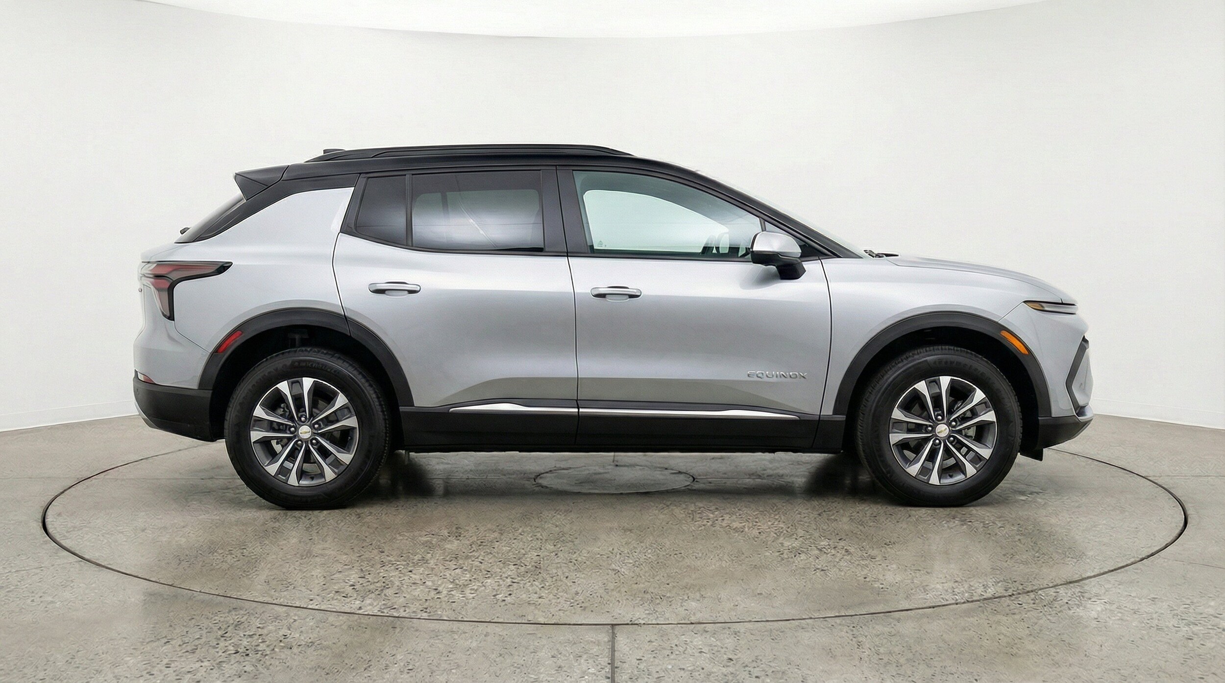 Thumbnail: 2025 Chevrolet Equinox - 11