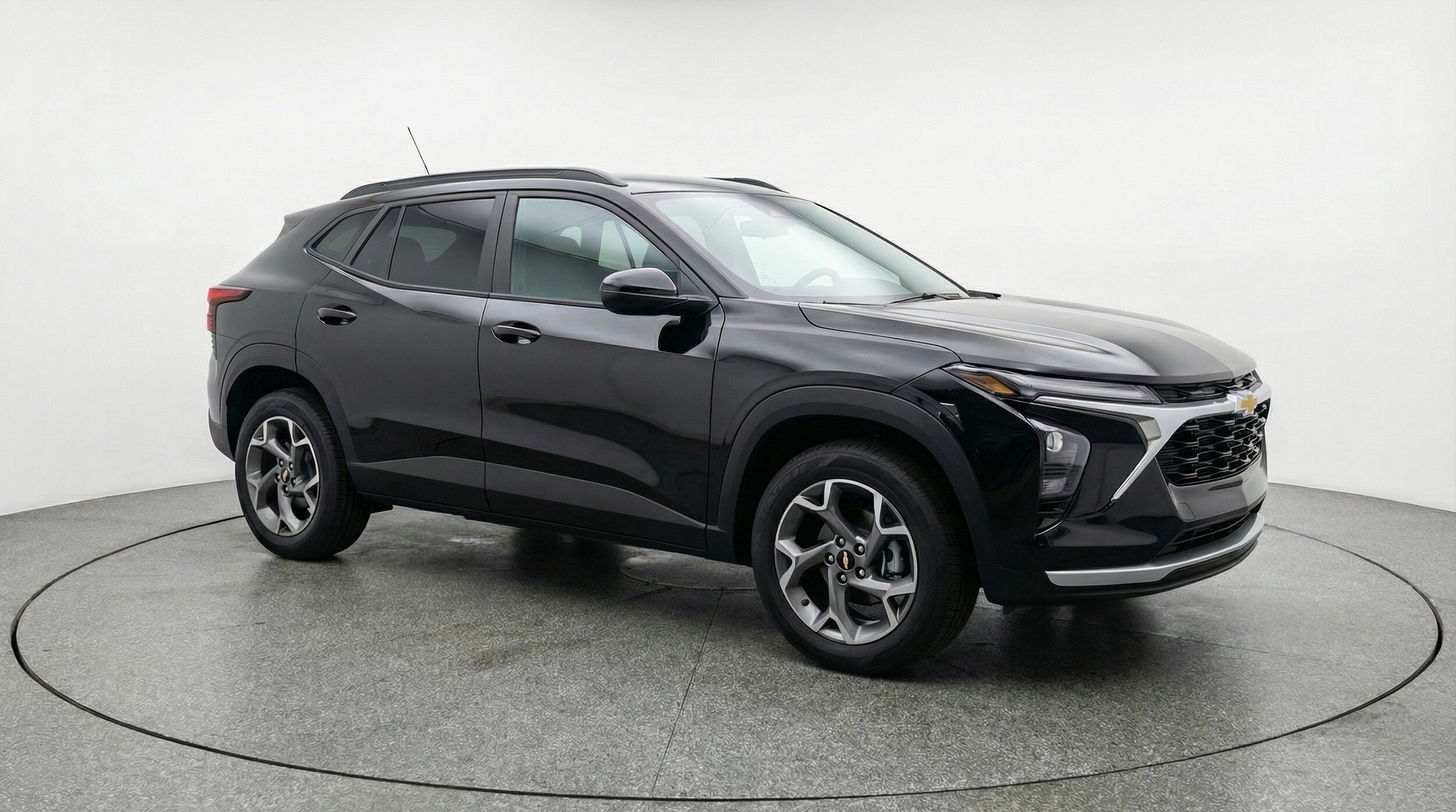 Thumbnail: 2025 Chevrolet Trax - 1