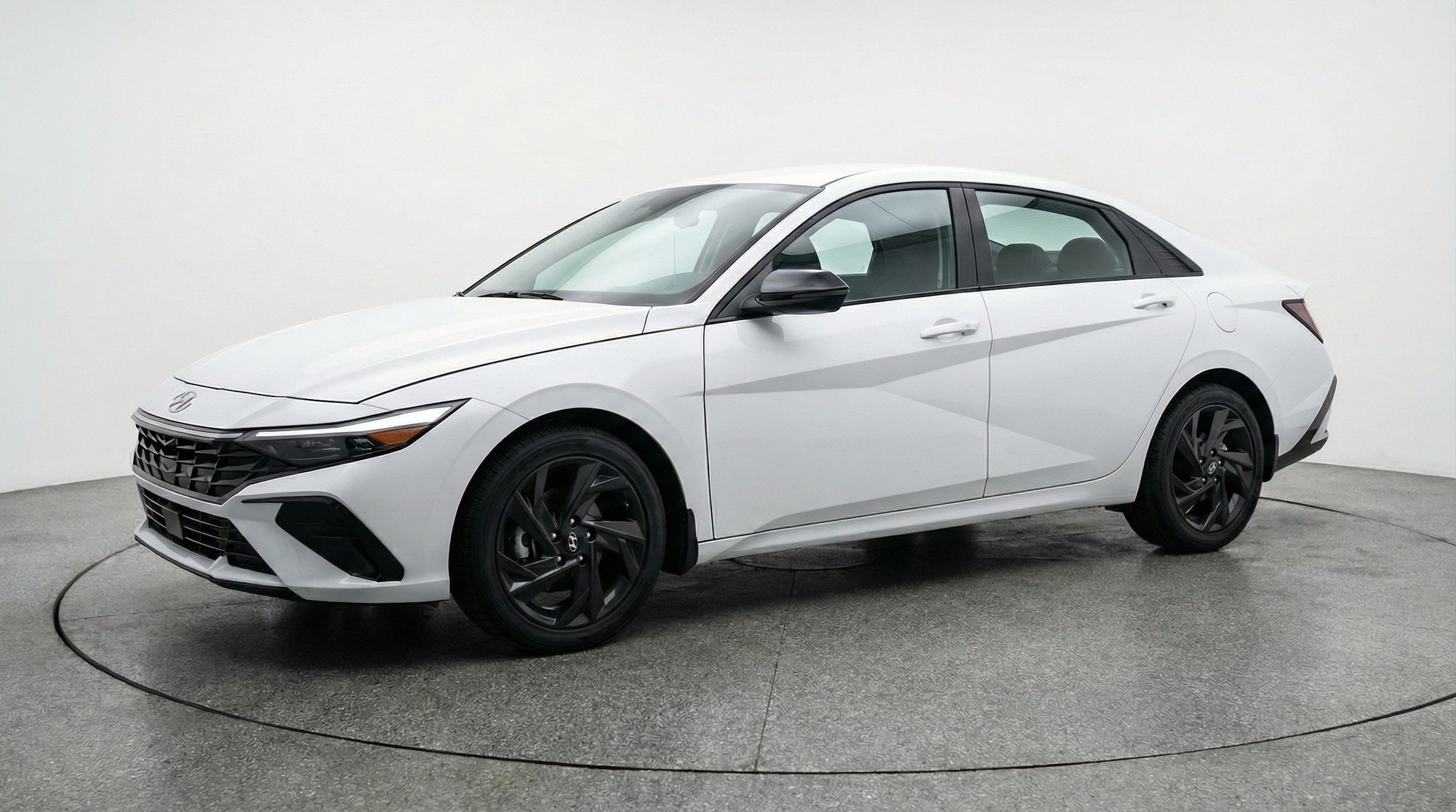 Thumbnail: 2026 Hyundai Elantra - 3