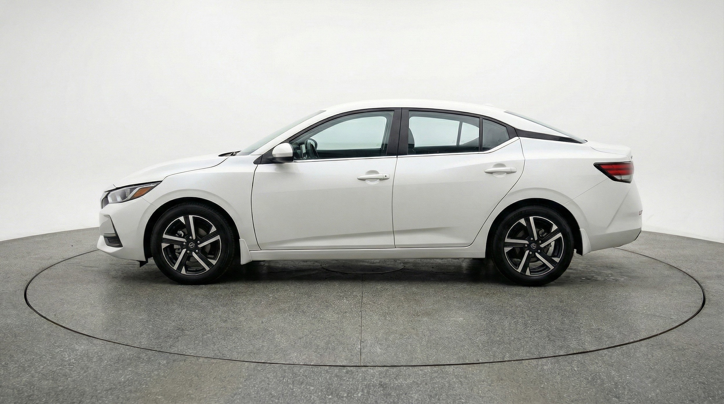Thumbnail: 2024 Nissan Sentra - 5