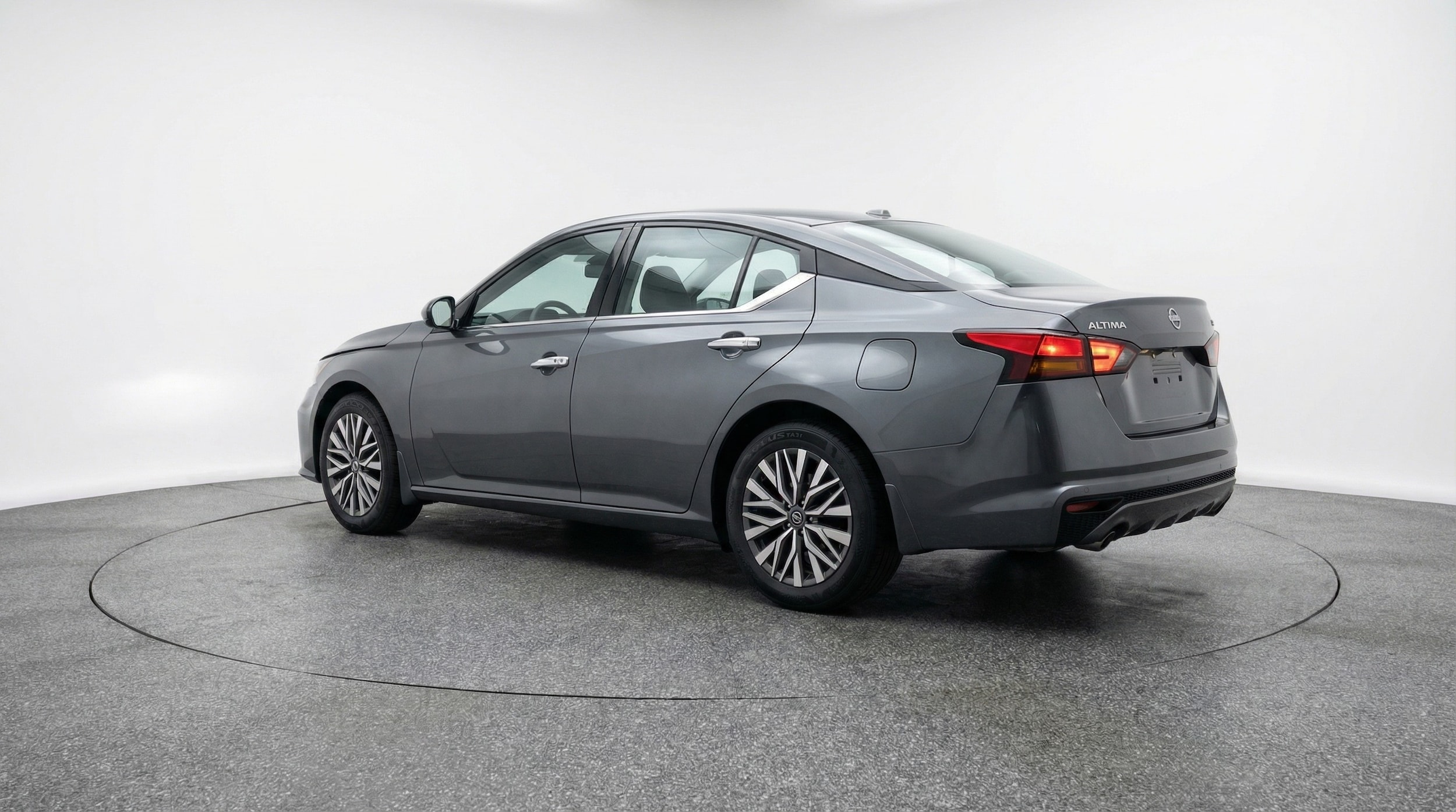 Thumbnail: 2025 Nissan Altima - 5