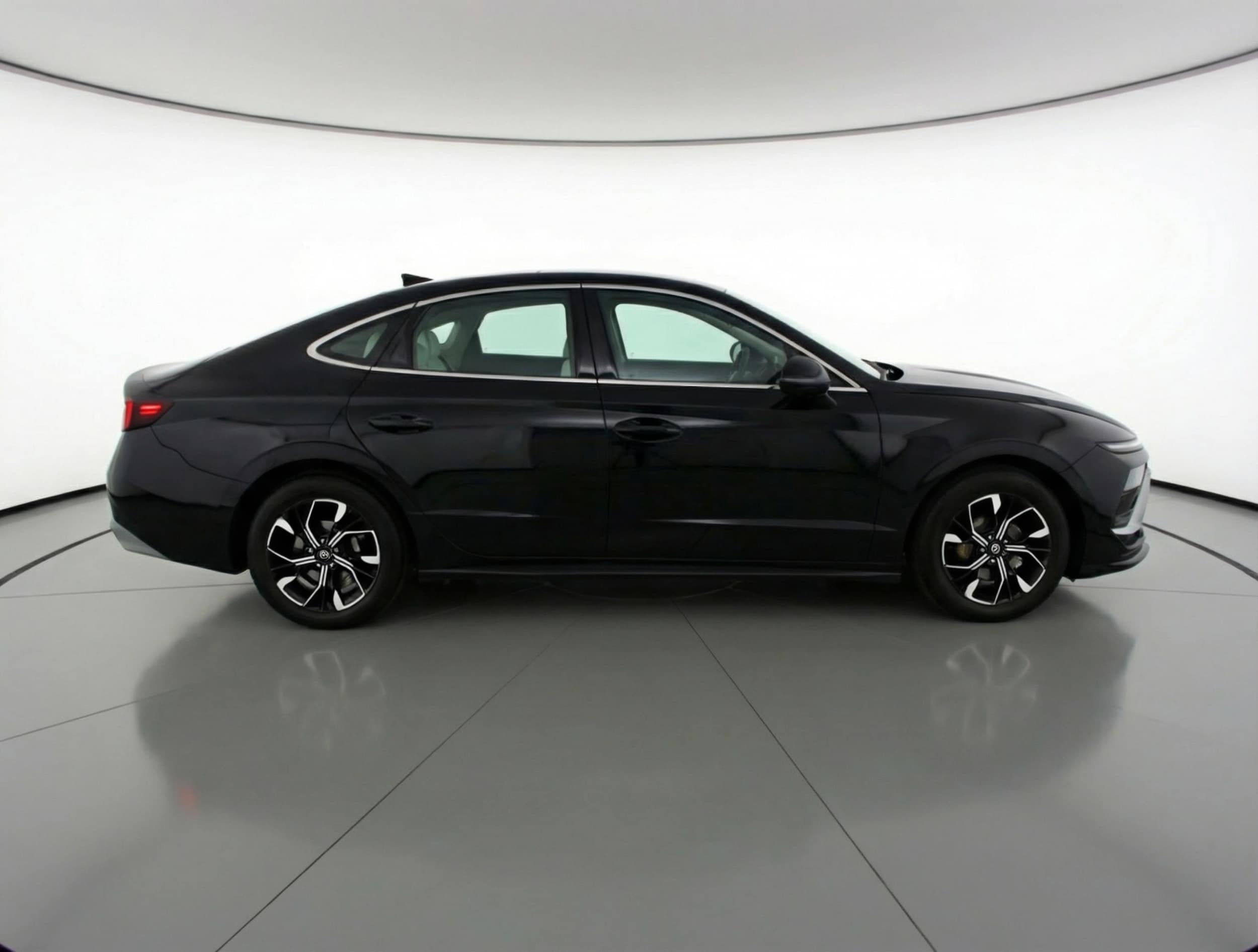 Thumbnail: 2025 Hyundai Sonata - 8