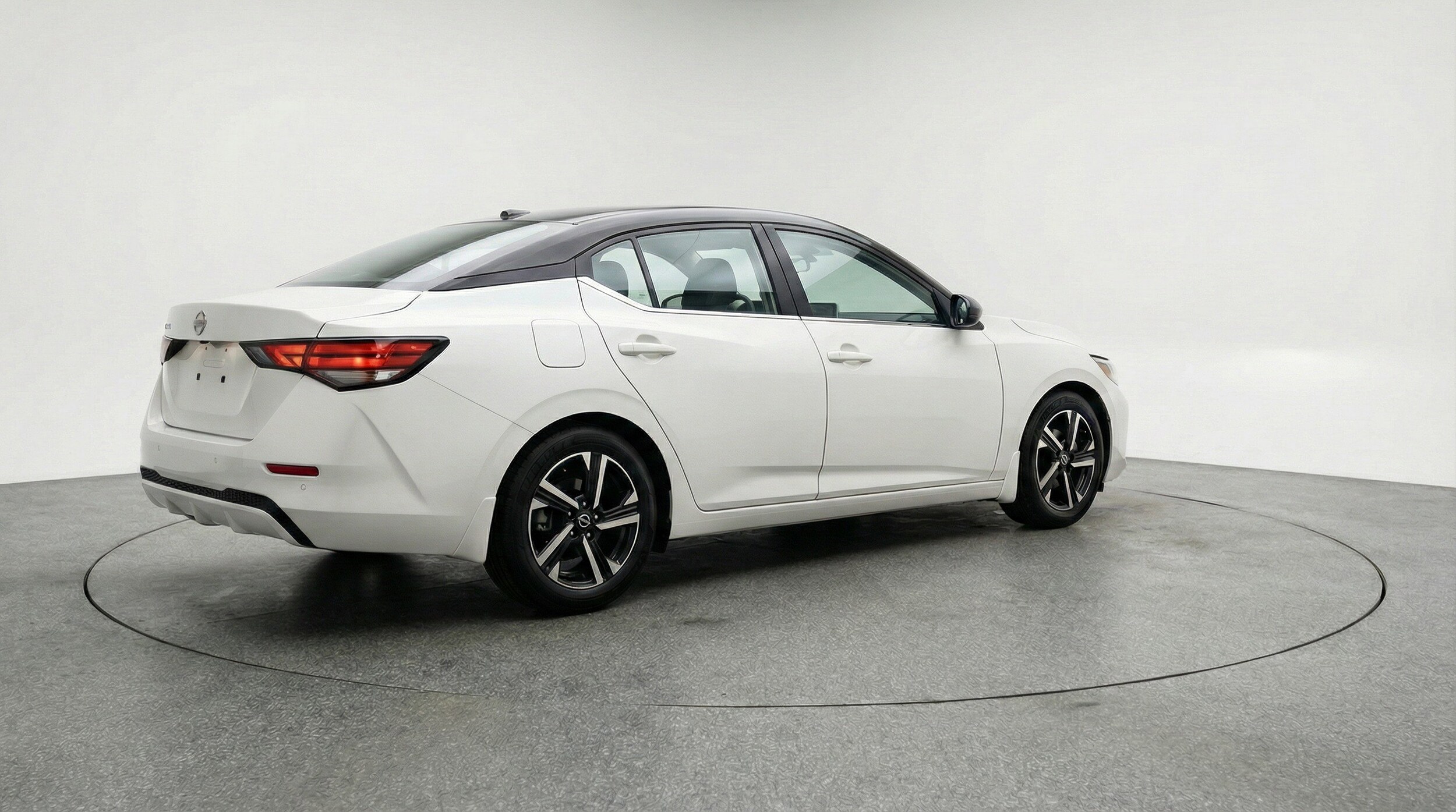 Thumbnail: 2025 Nissan Sentra - 9