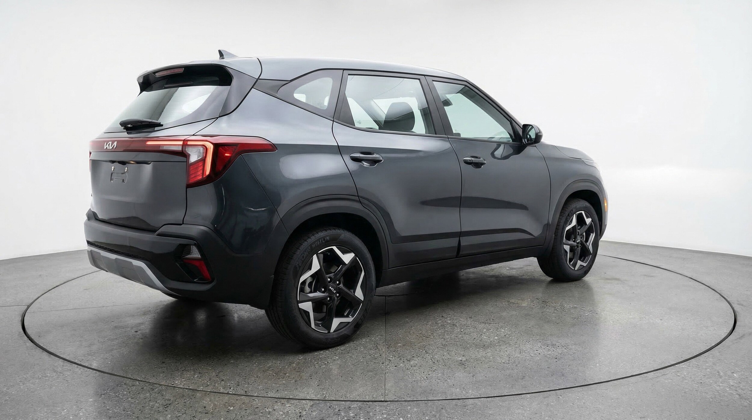 Thumbnail: 2025 Kia Seltos - 9