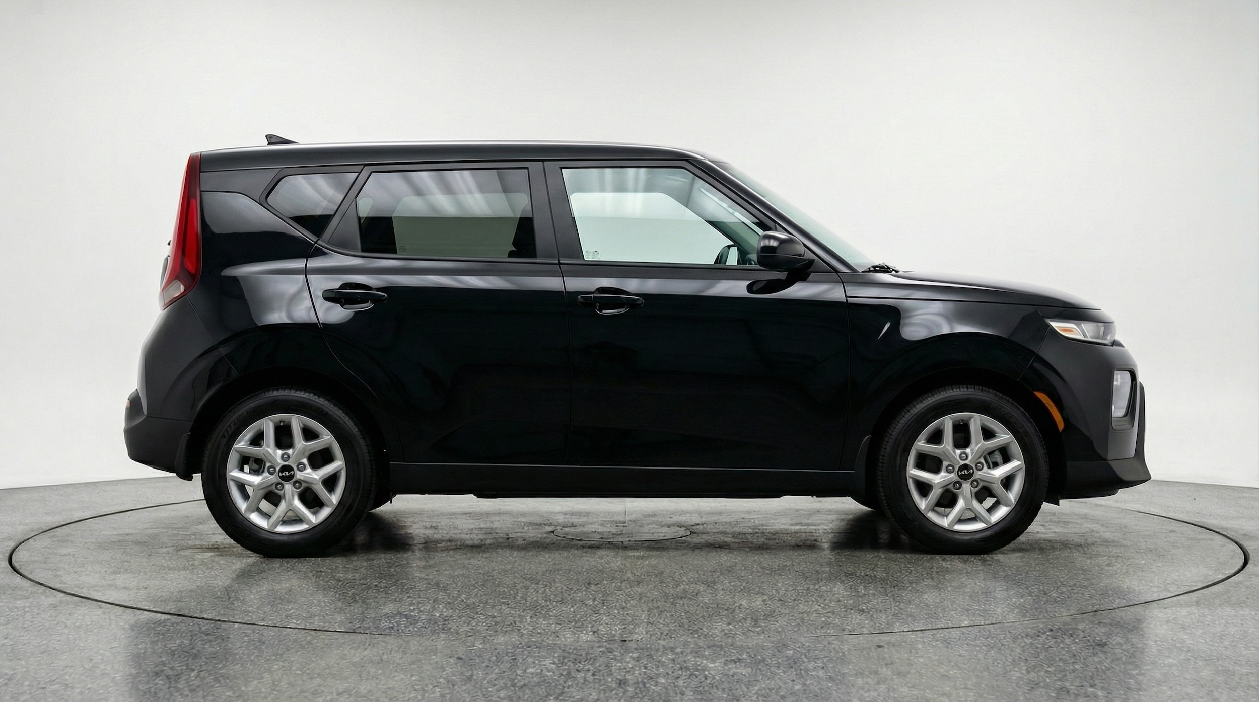 Thumbnail: 2025 Kia Soul - 8