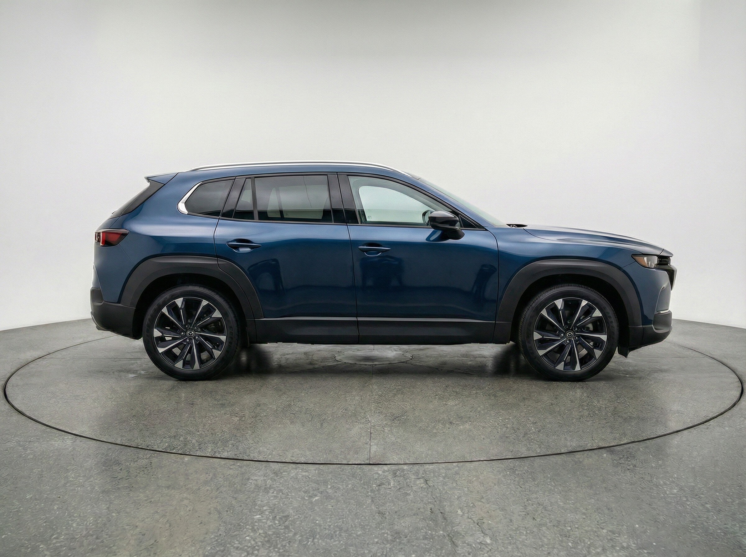 Thumbnail: 2025 Mazda CX-50 - 8