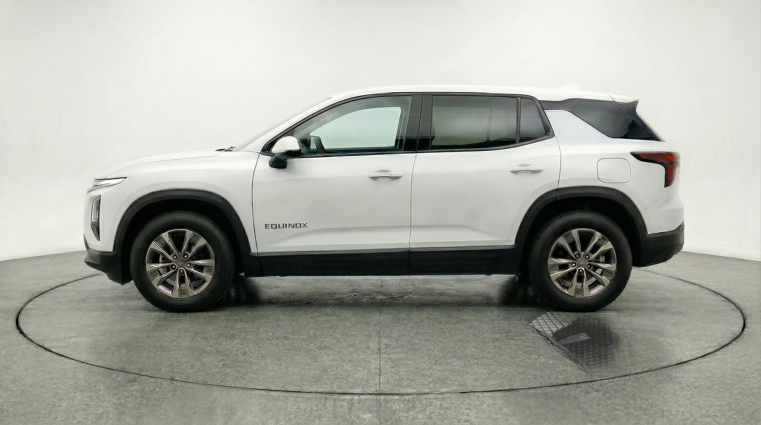 Thumbnail: 2025 Chevrolet Equinox - 4