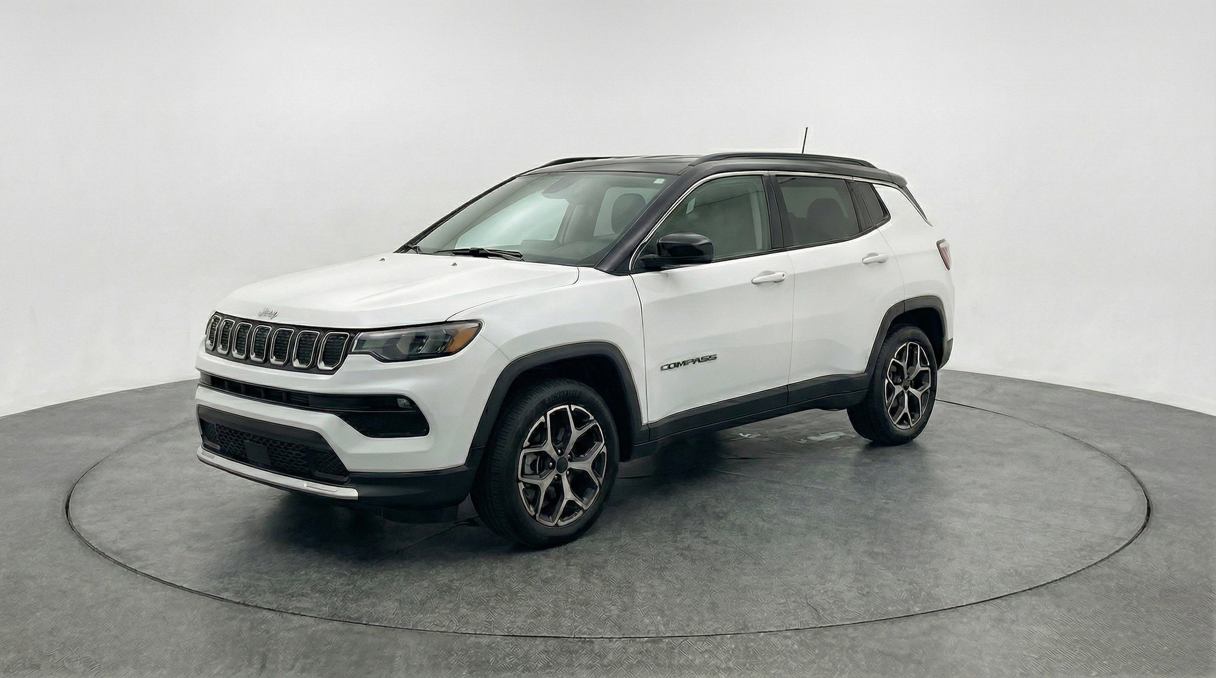 Thumbnail: 2025 Jeep Compass - 3