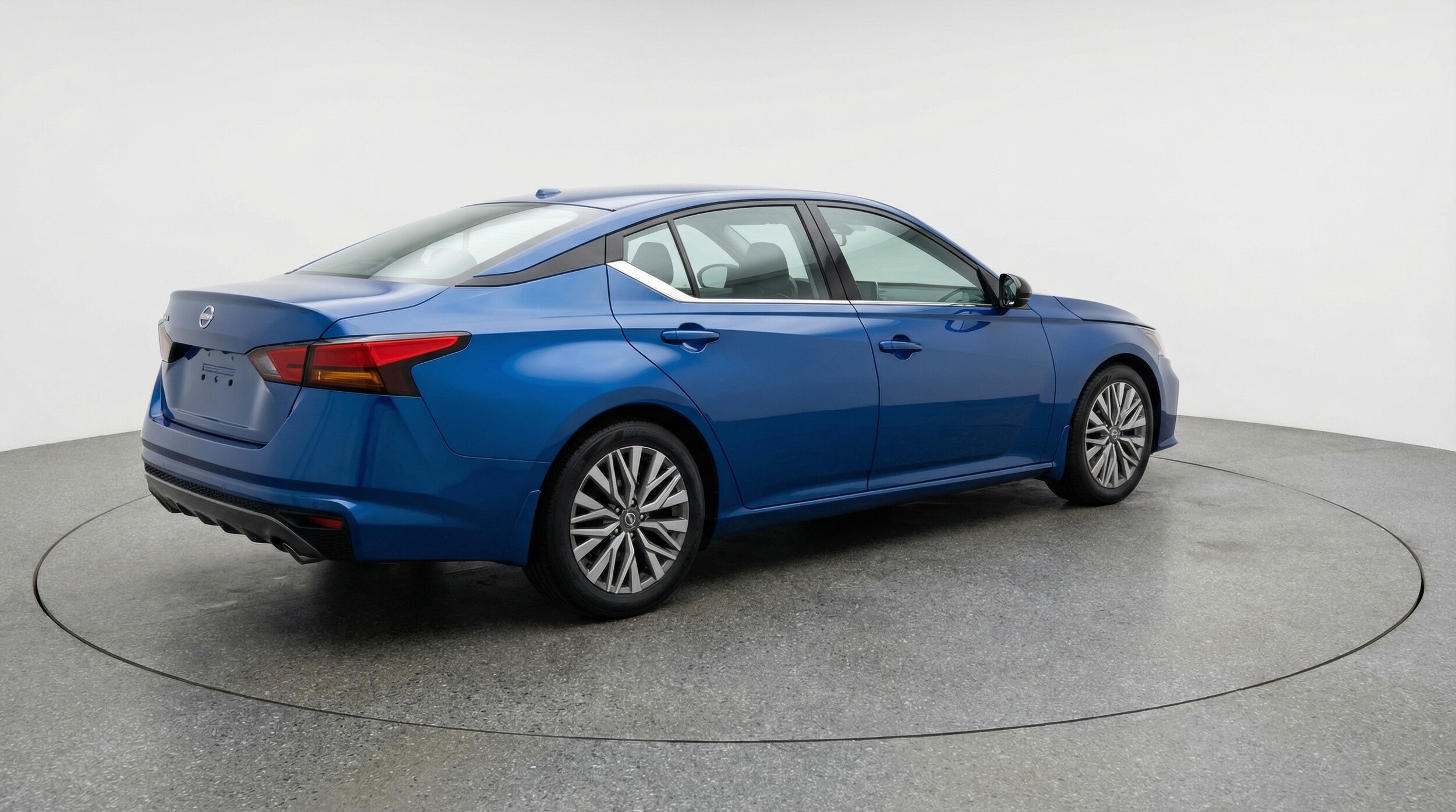 Thumbnail: 2025 Nissan Altima - 7