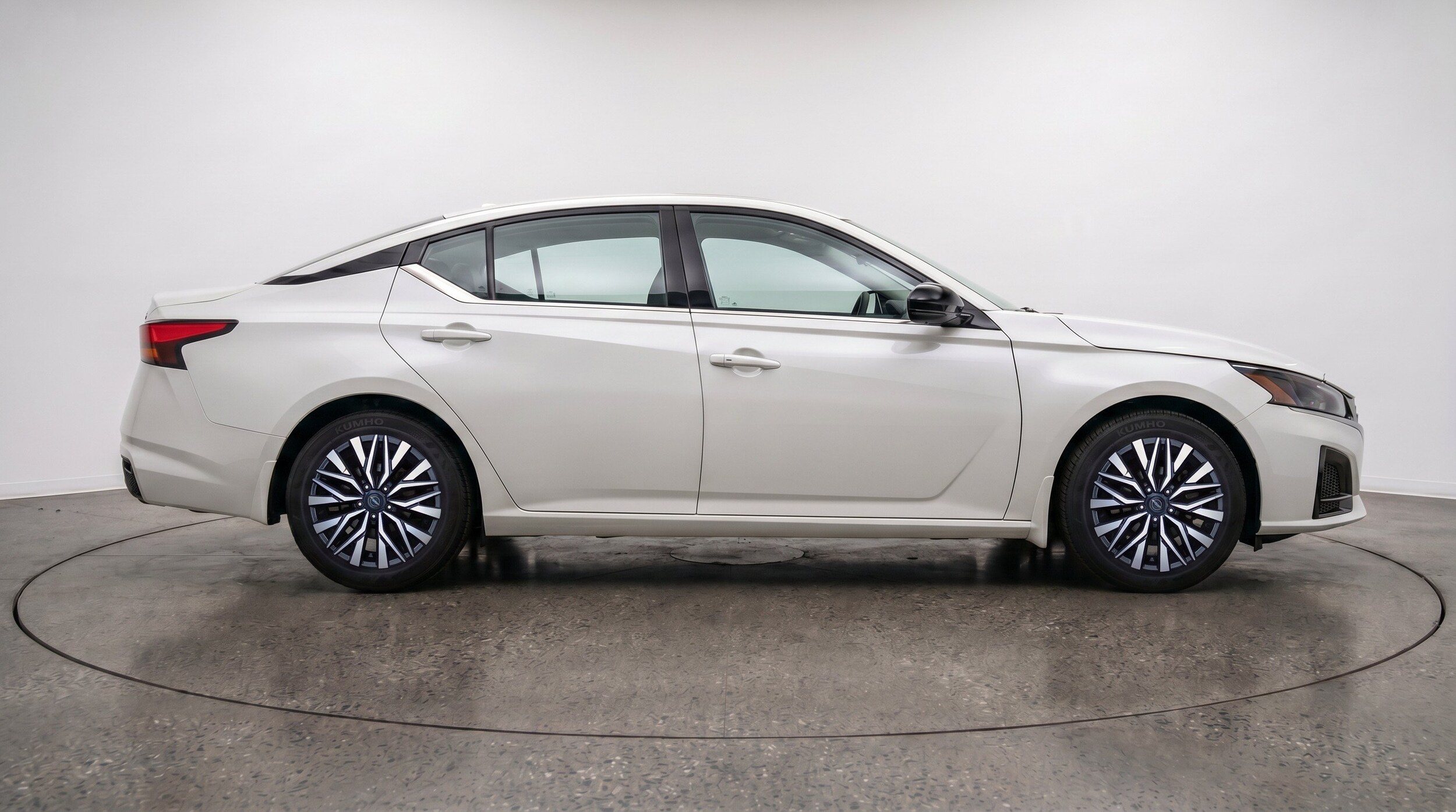 Thumbnail: 2025 Nissan Altima - 11