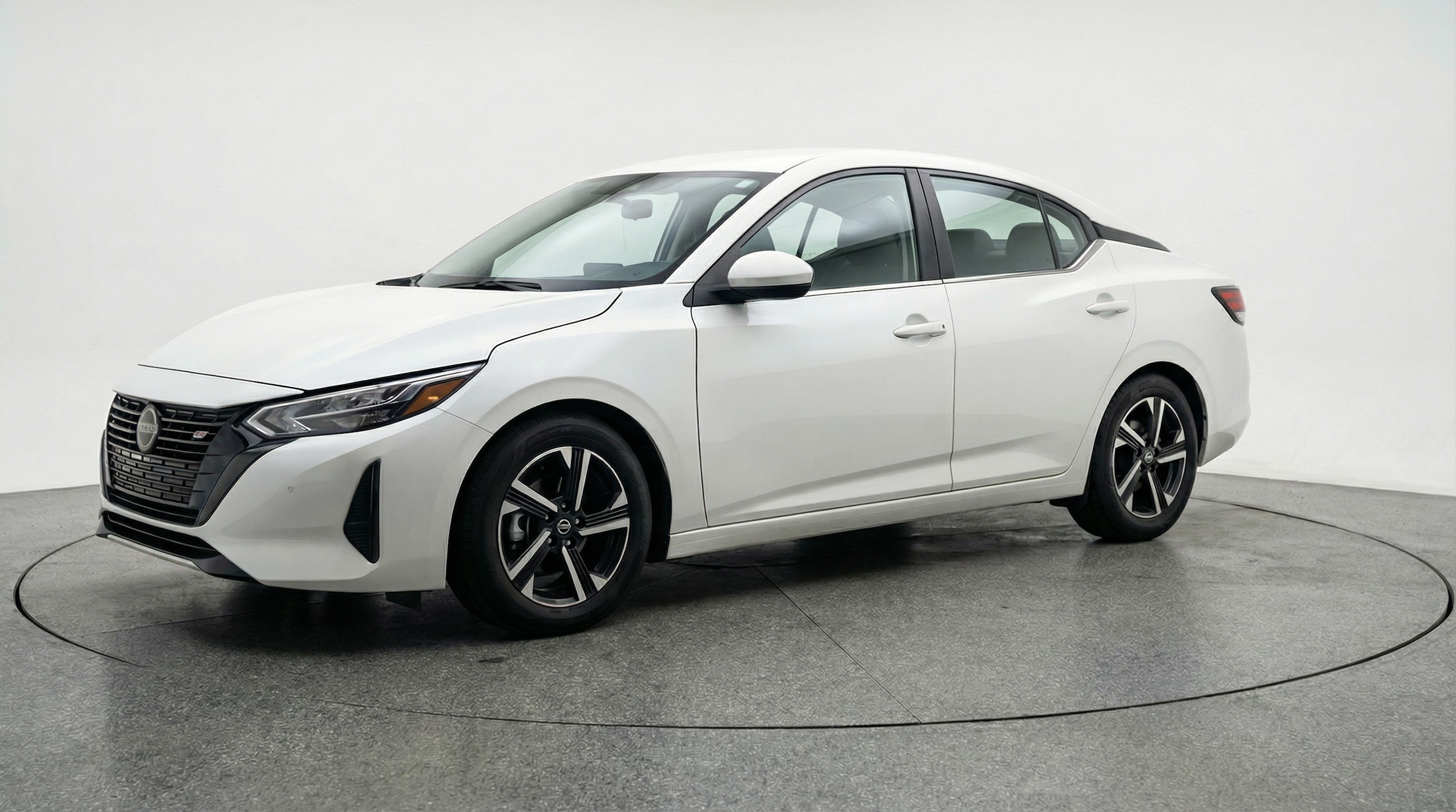 Thumbnail: 2025 Nissan Sentra - 3