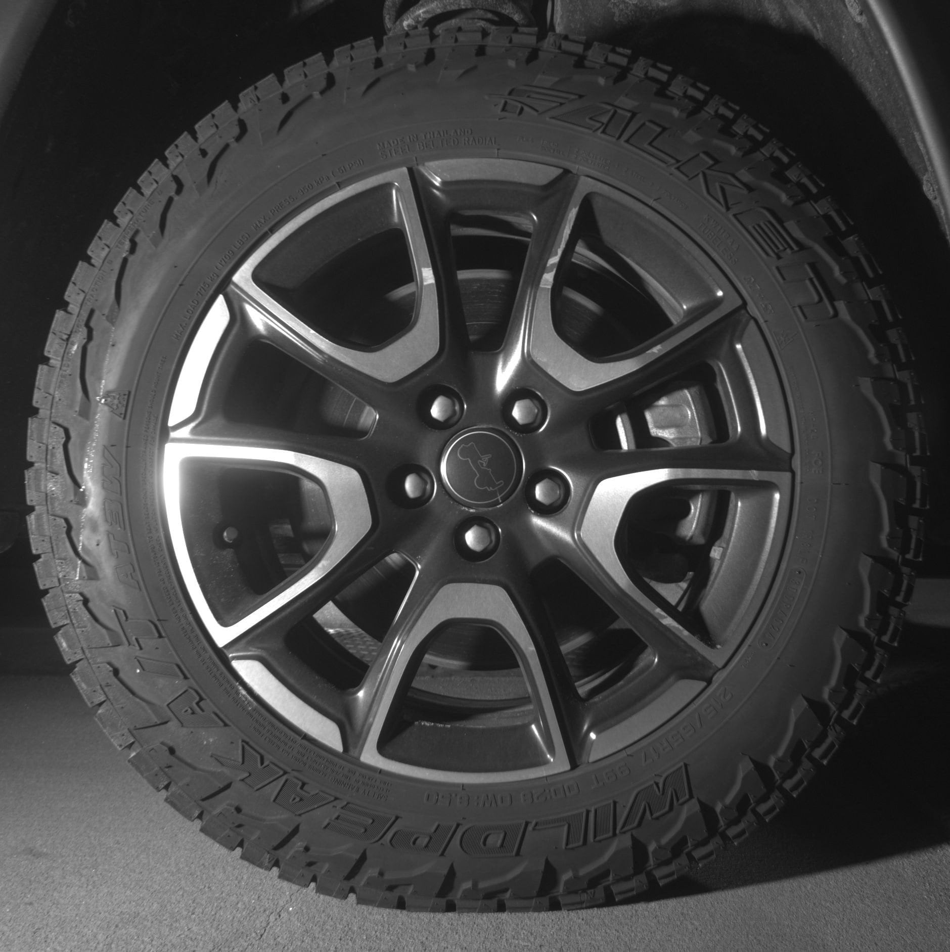 Thumbnail: 2025 Jeep Compass - 13