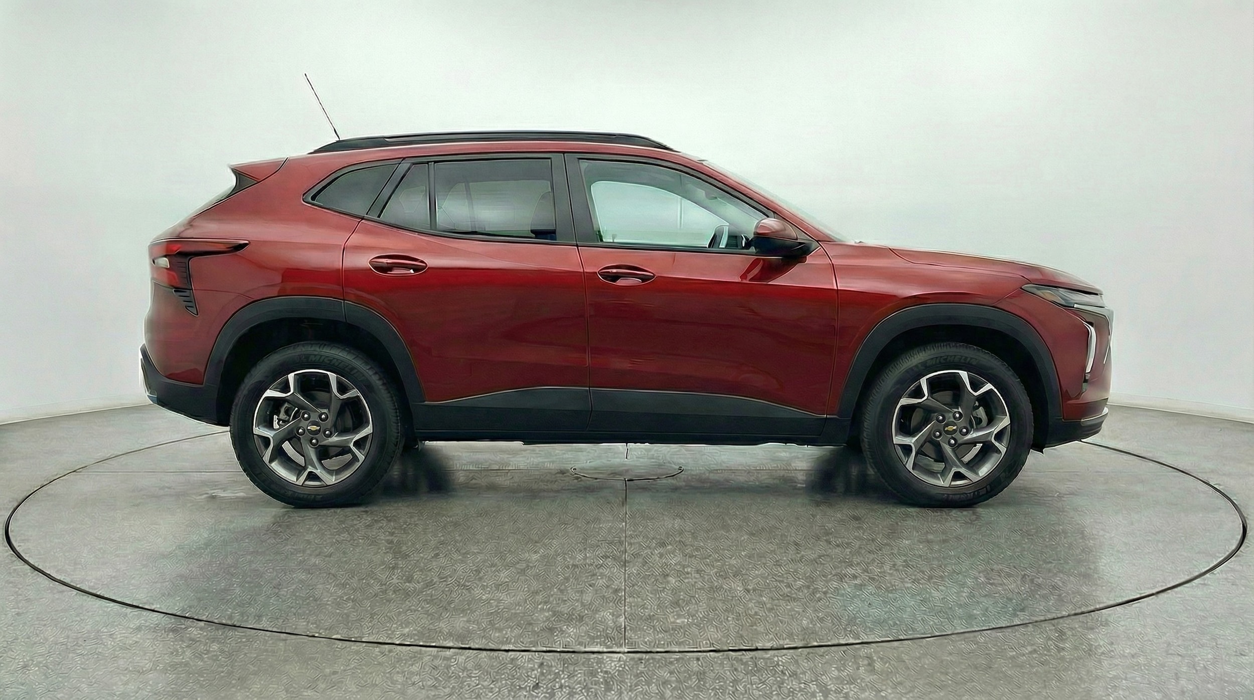 Thumbnail: 2025 Chevrolet Trax - 8