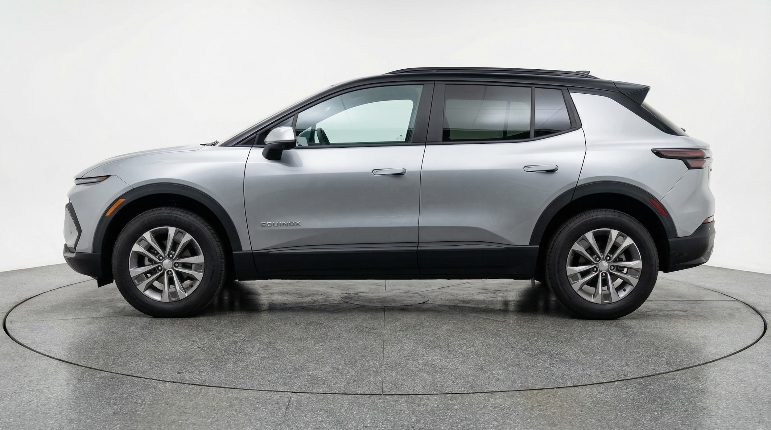 Thumbnail: 2025 Chevrolet Equinox - 4