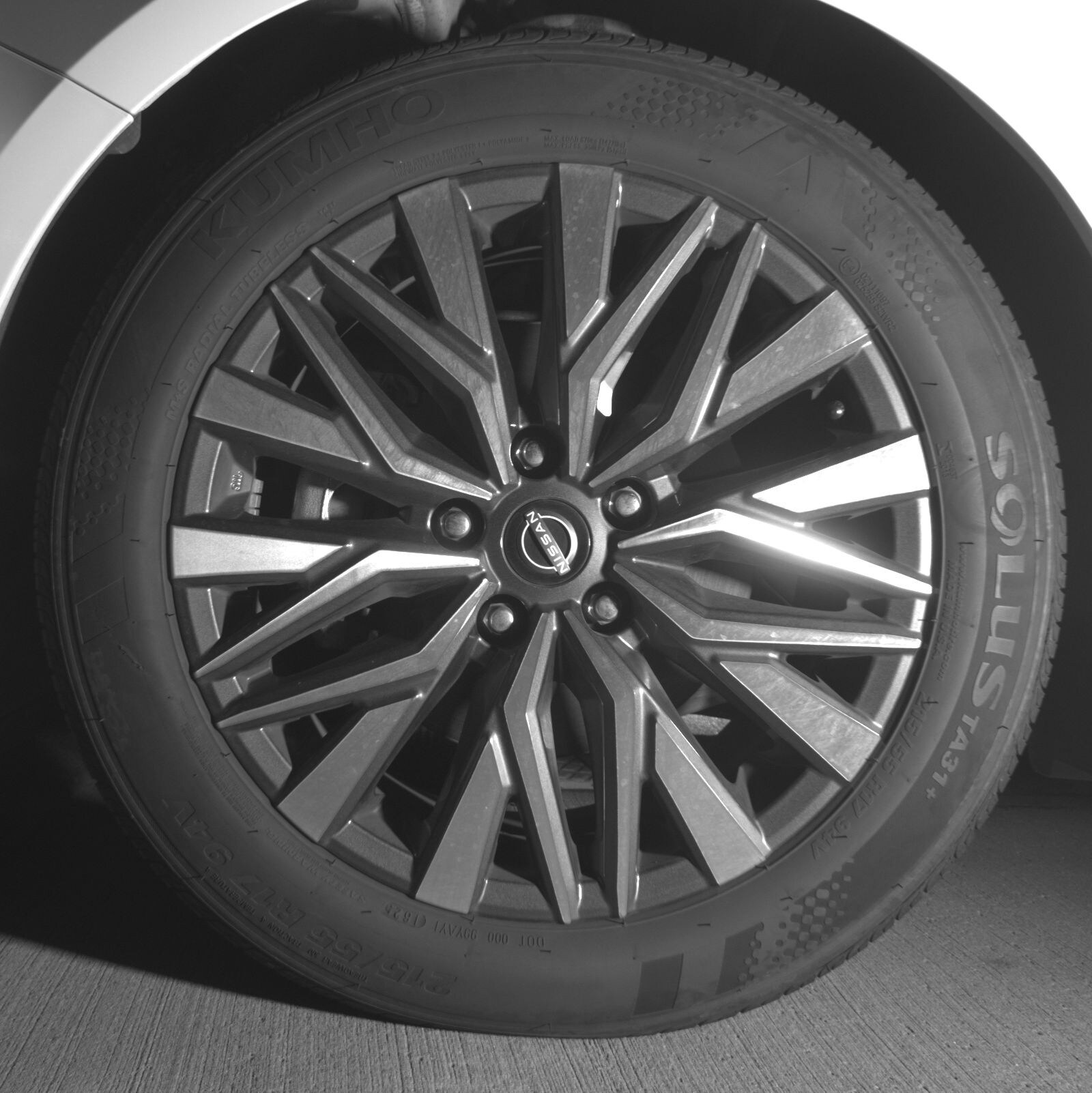 Thumbnail: 2025 Nissan Altima - 9