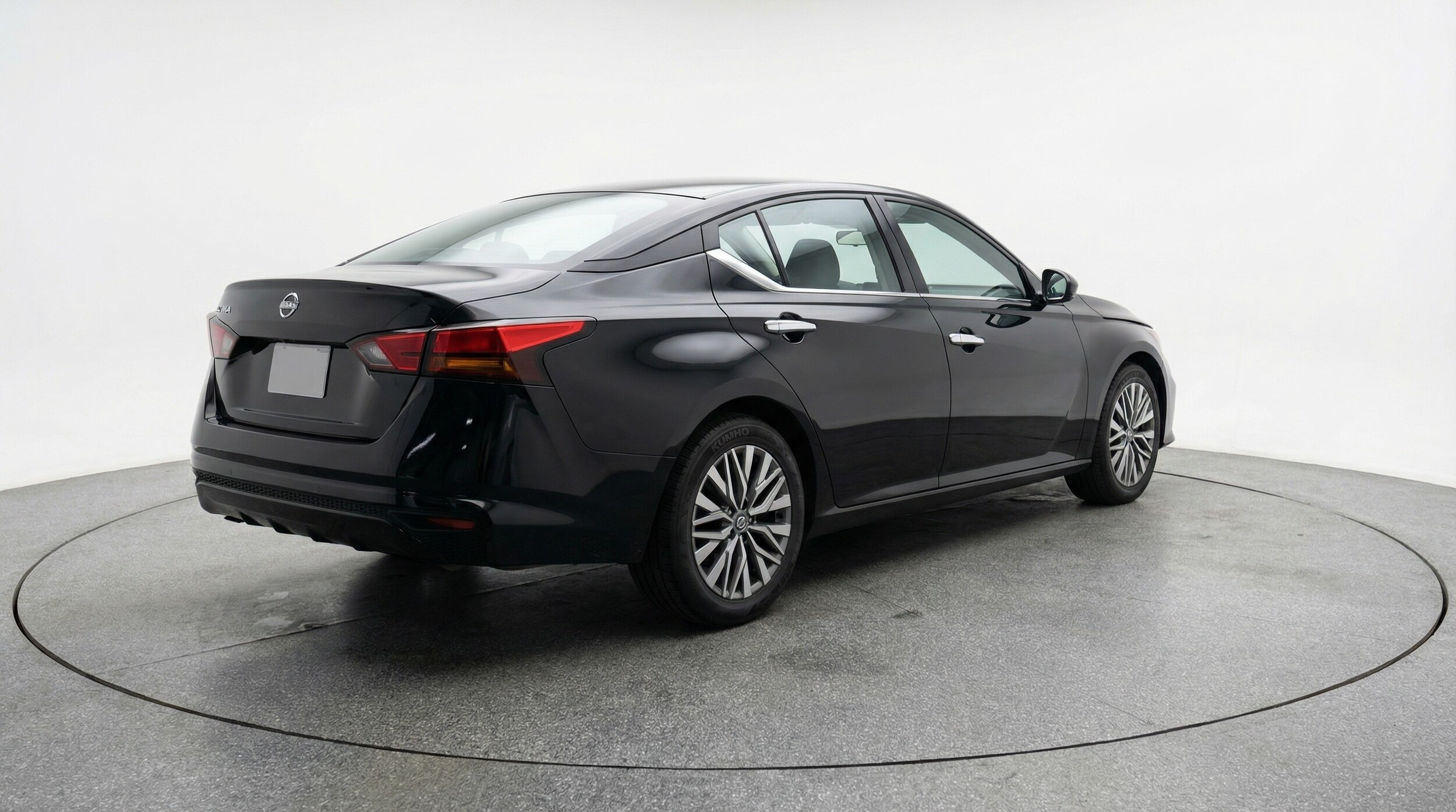 Thumbnail: 2025 Nissan Altima - 7