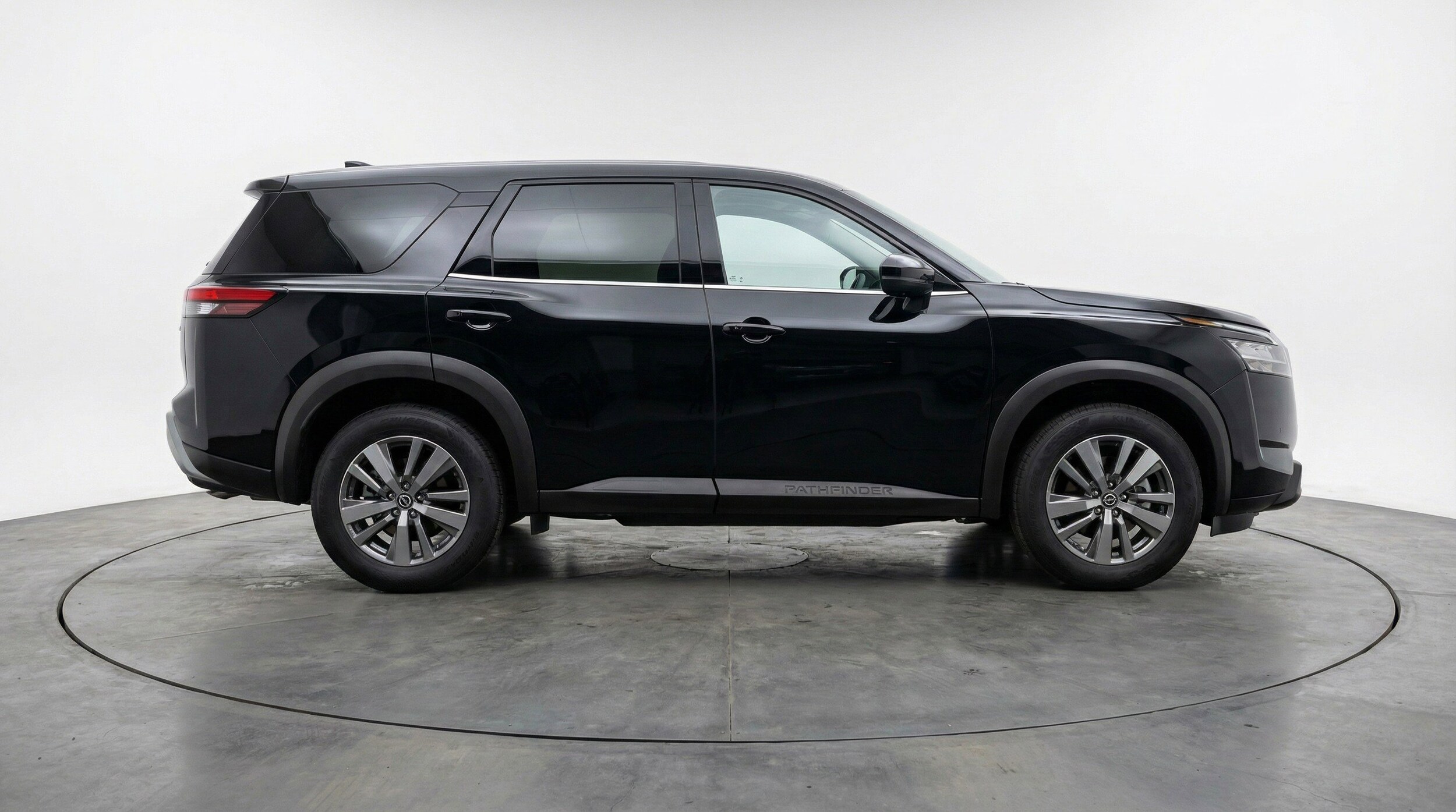 Thumbnail: 2025 Nissan Pathfinder - 11