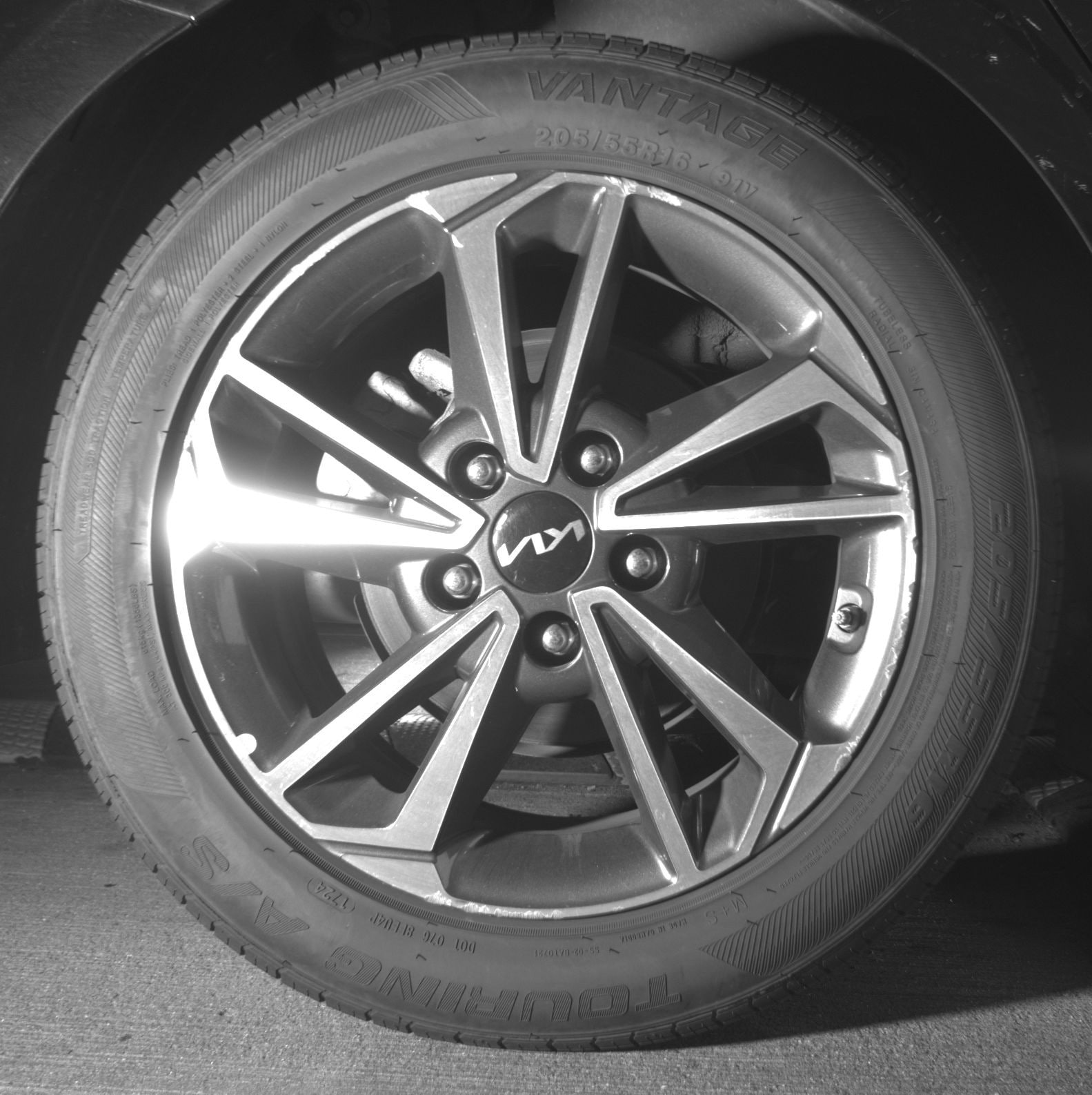 Thumbnail: 2024 Kia Forte - 12