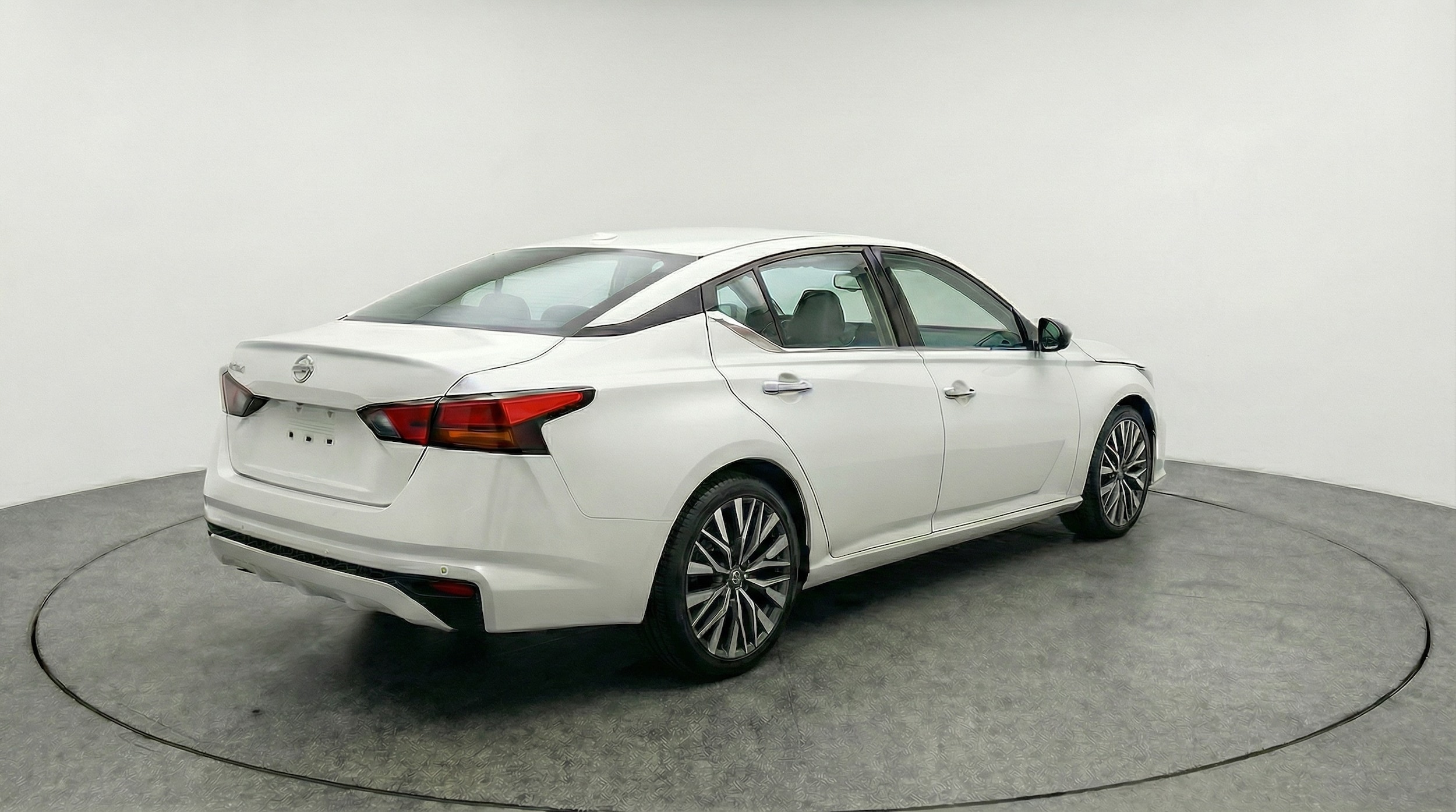 Thumbnail: 2025 Nissan Altima - 7