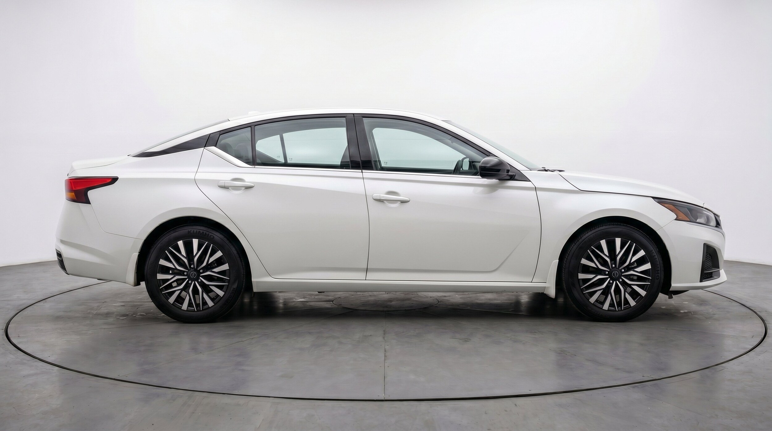 Thumbnail: 2025 Nissan Altima - 11