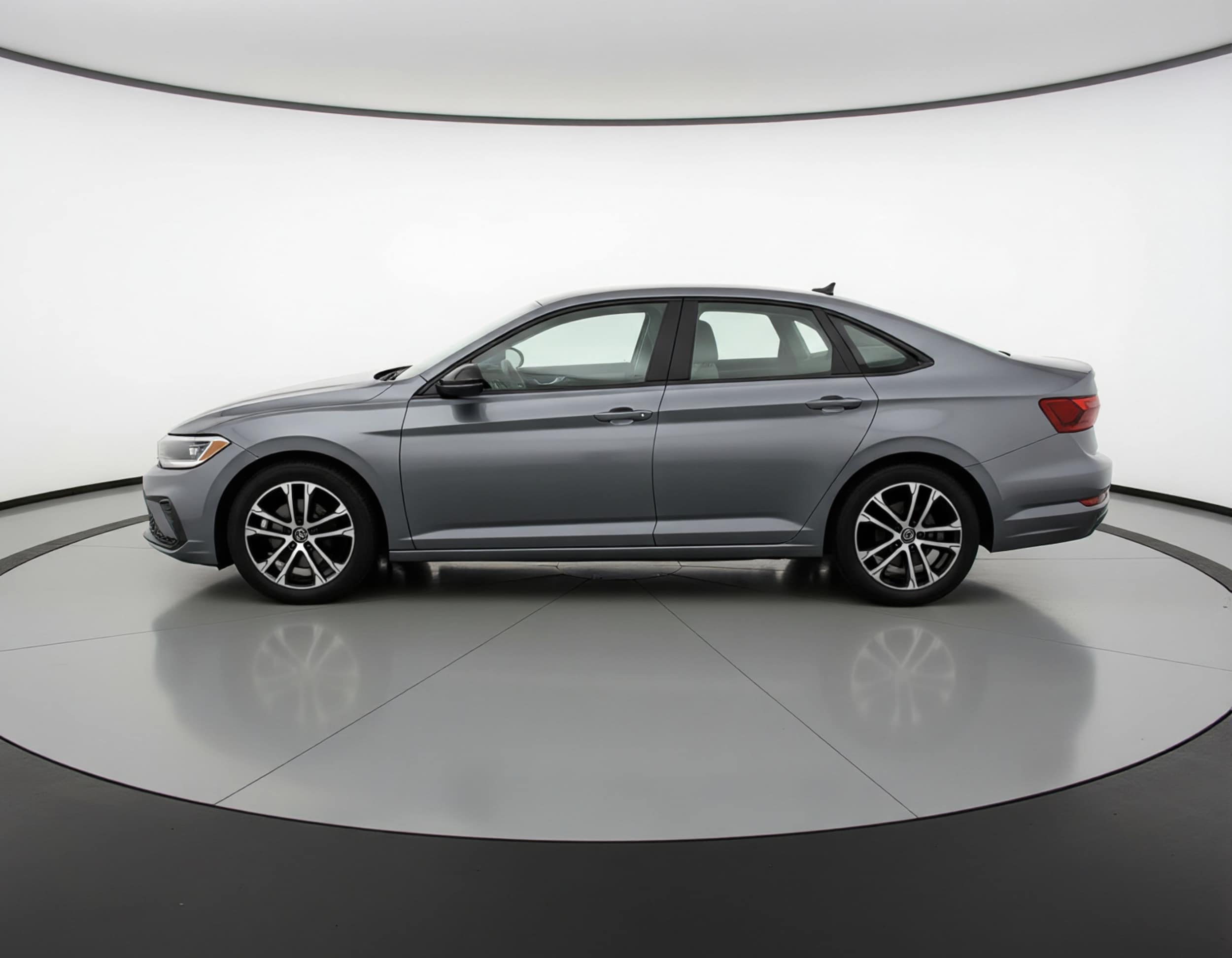 Thumbnail: 2025 Volkswagen Jetta - 4