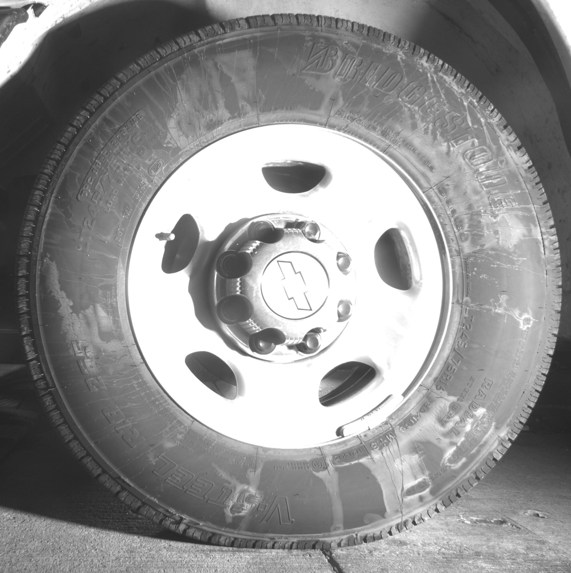 Thumbnail: 2025 Chevrolet Express - 9