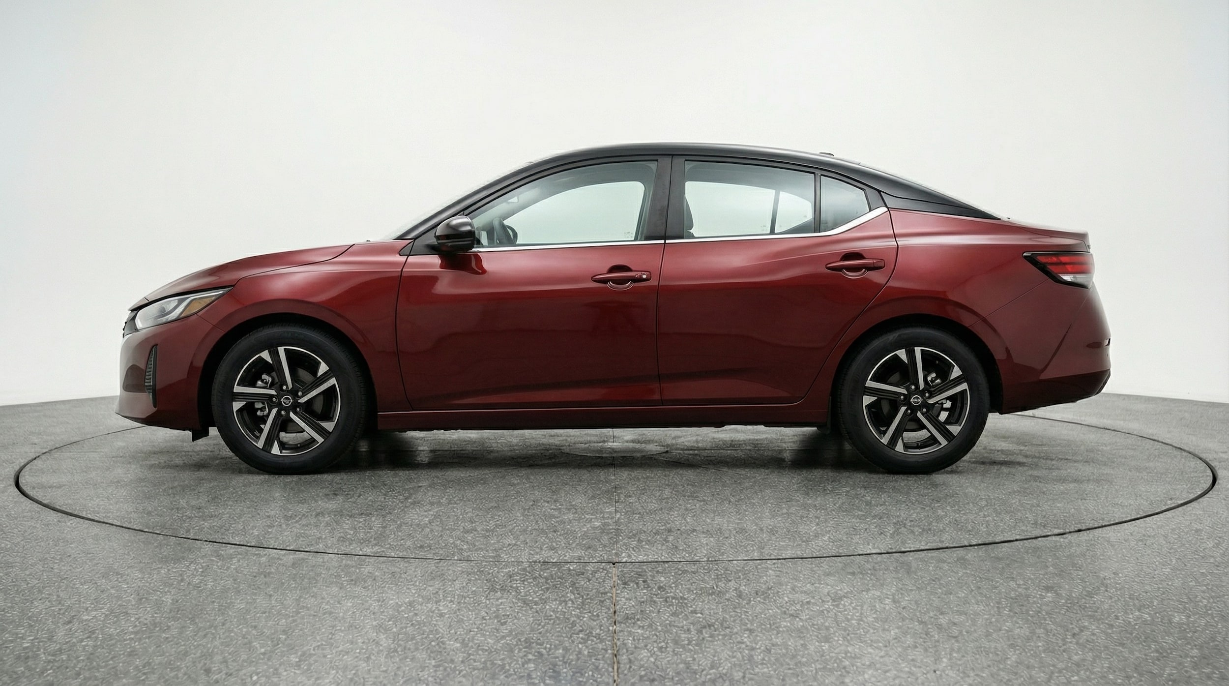 Thumbnail: 2025 Nissan Sentra - 4