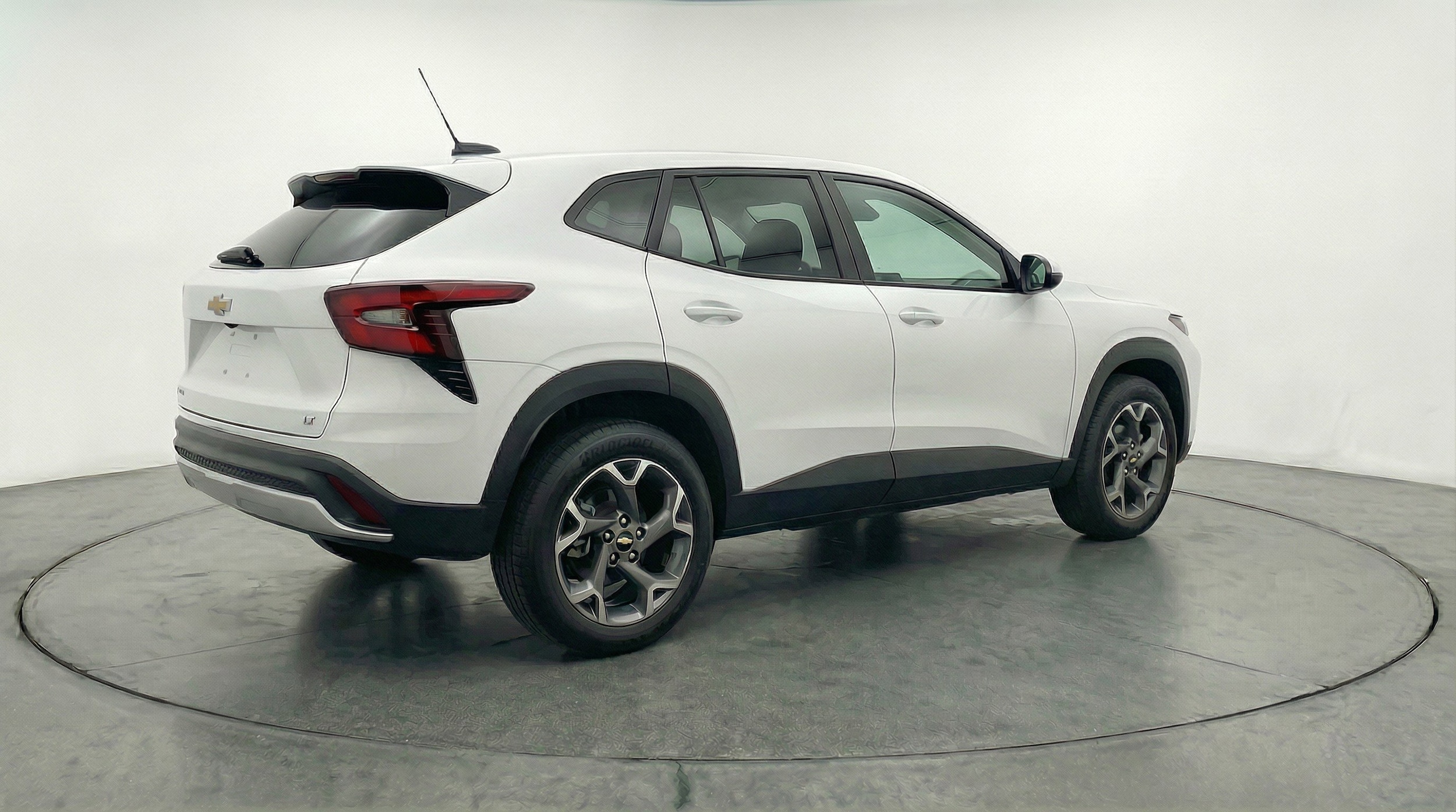 Thumbnail: 2025 Chevrolet Trax - 9