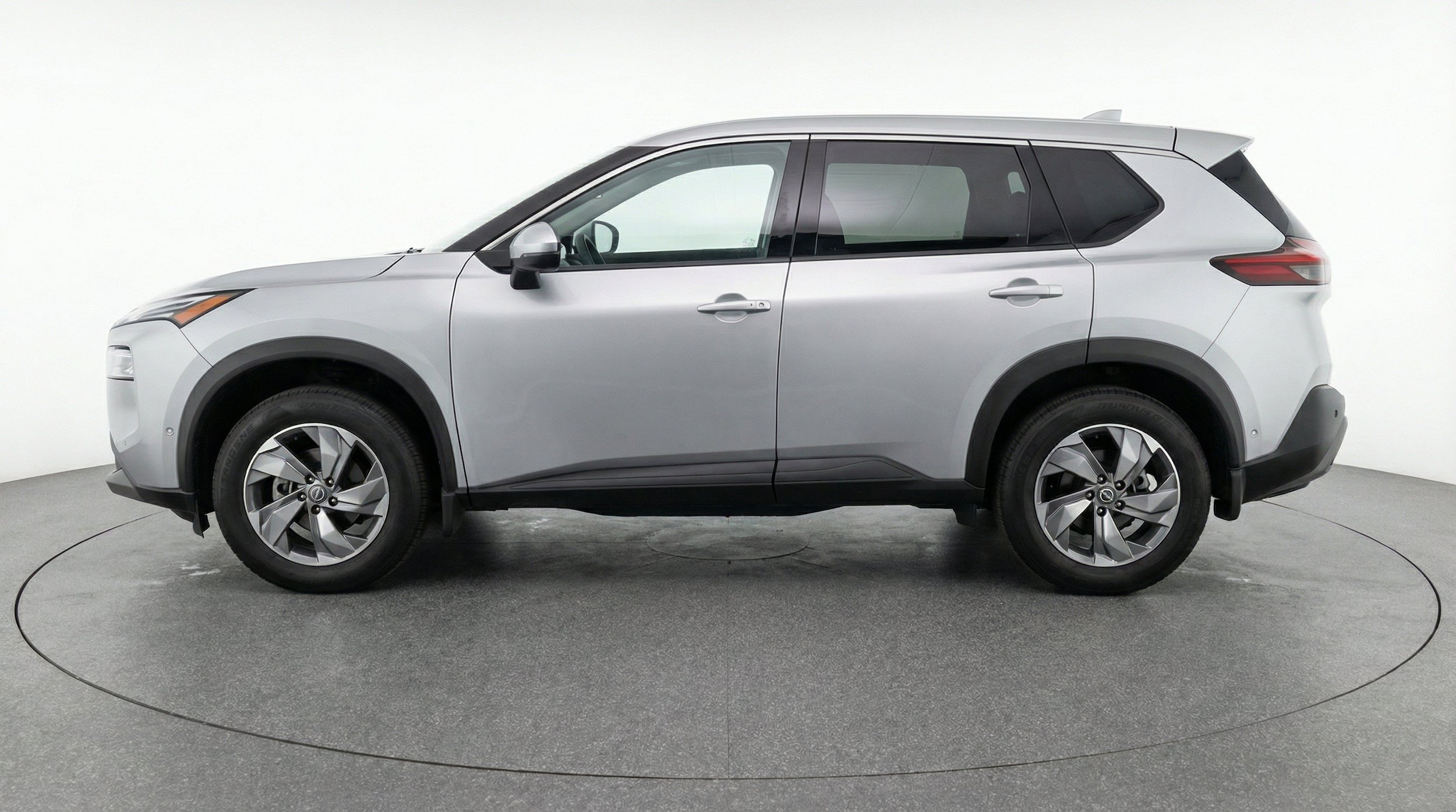 Thumbnail: 2025 Nissan Rogue - 5