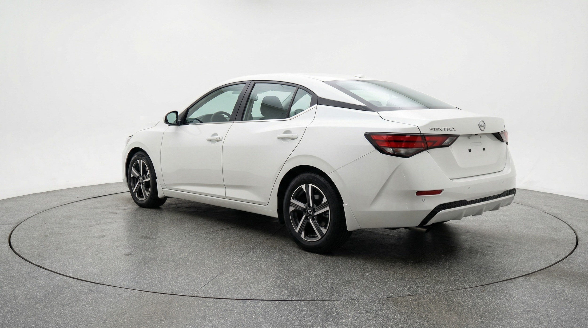 Thumbnail: 2025 Nissan Sentra - 5