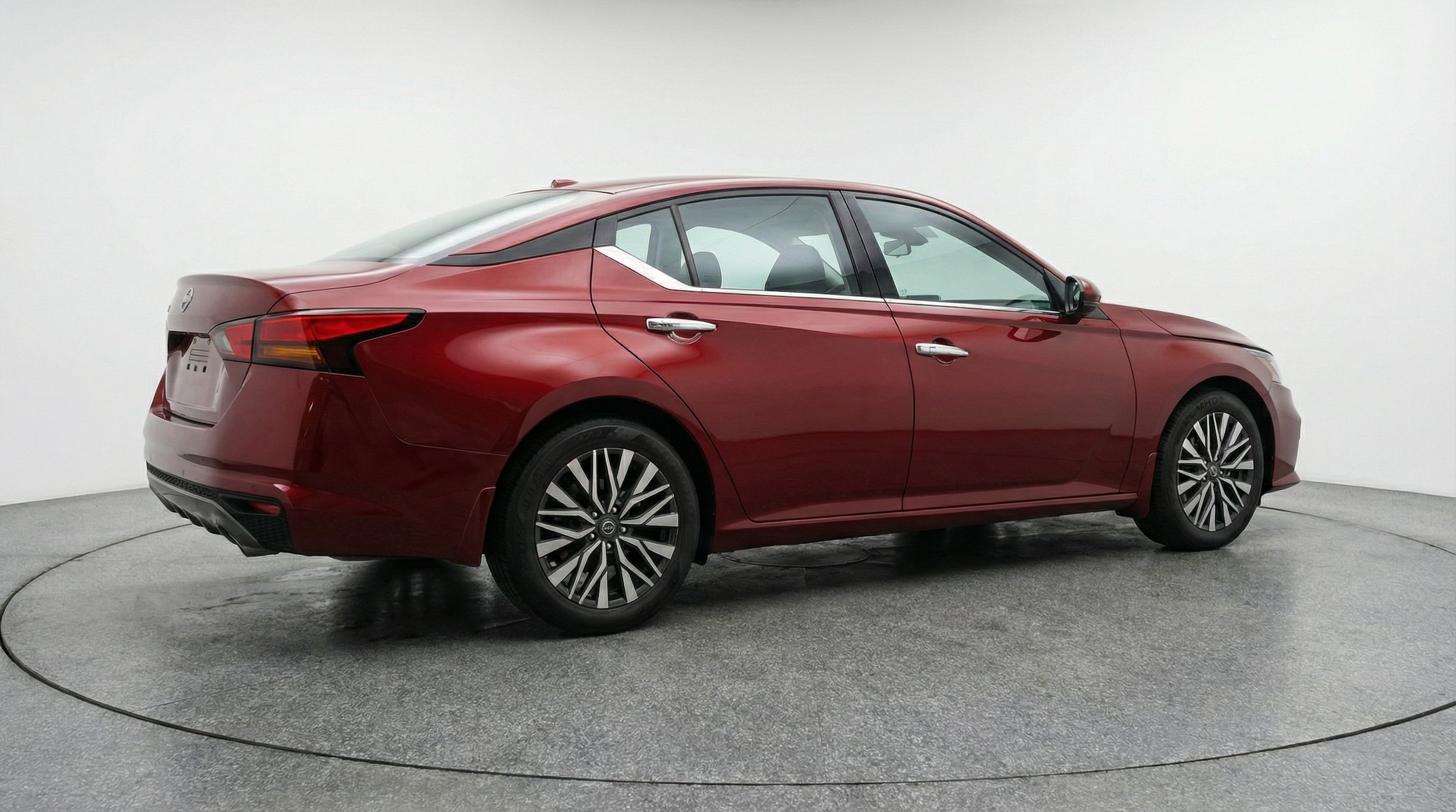 Thumbnail: 2025 Nissan Altima - 7