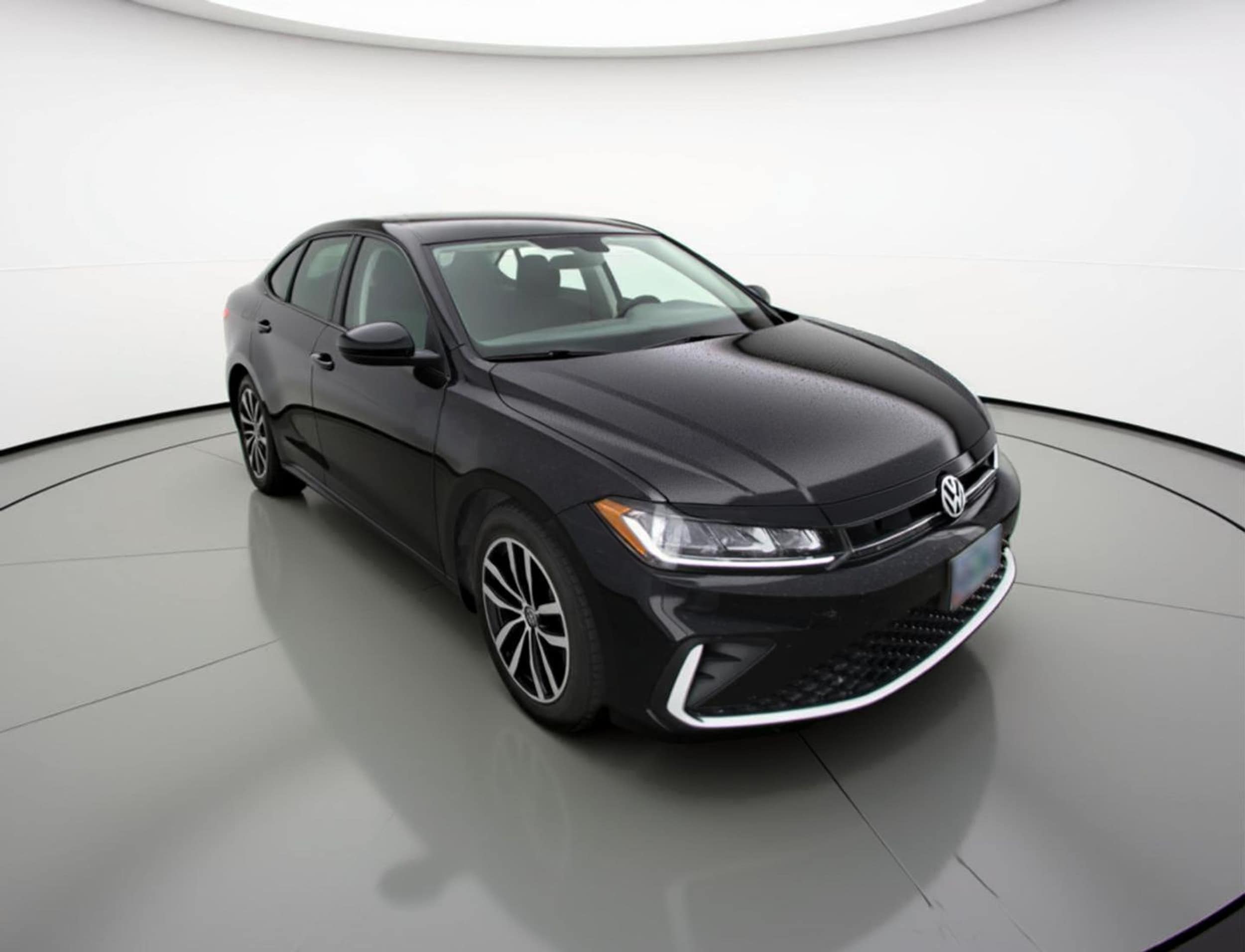 Thumbnail: 2025 Volkswagen Jetta - 1