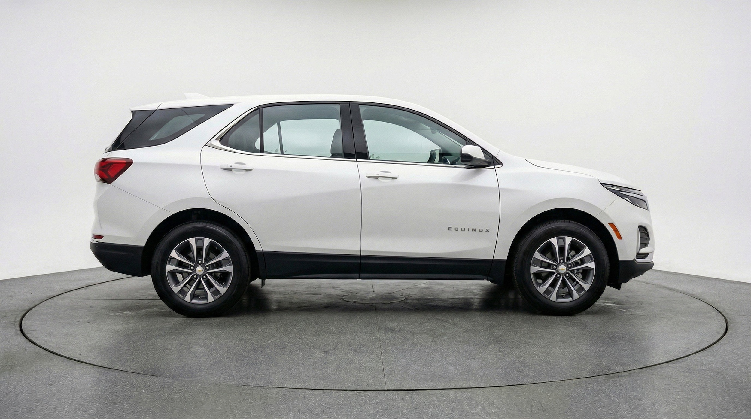 Thumbnail: 2025 Chevrolet Equinox - 11