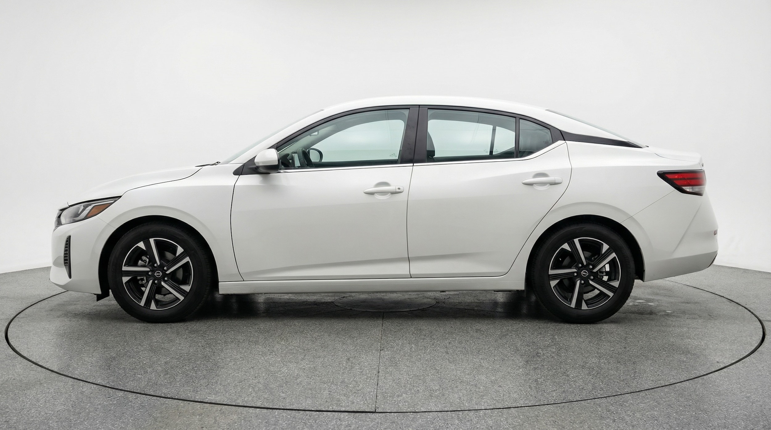 Thumbnail: 2025 Nissan Sentra - 4