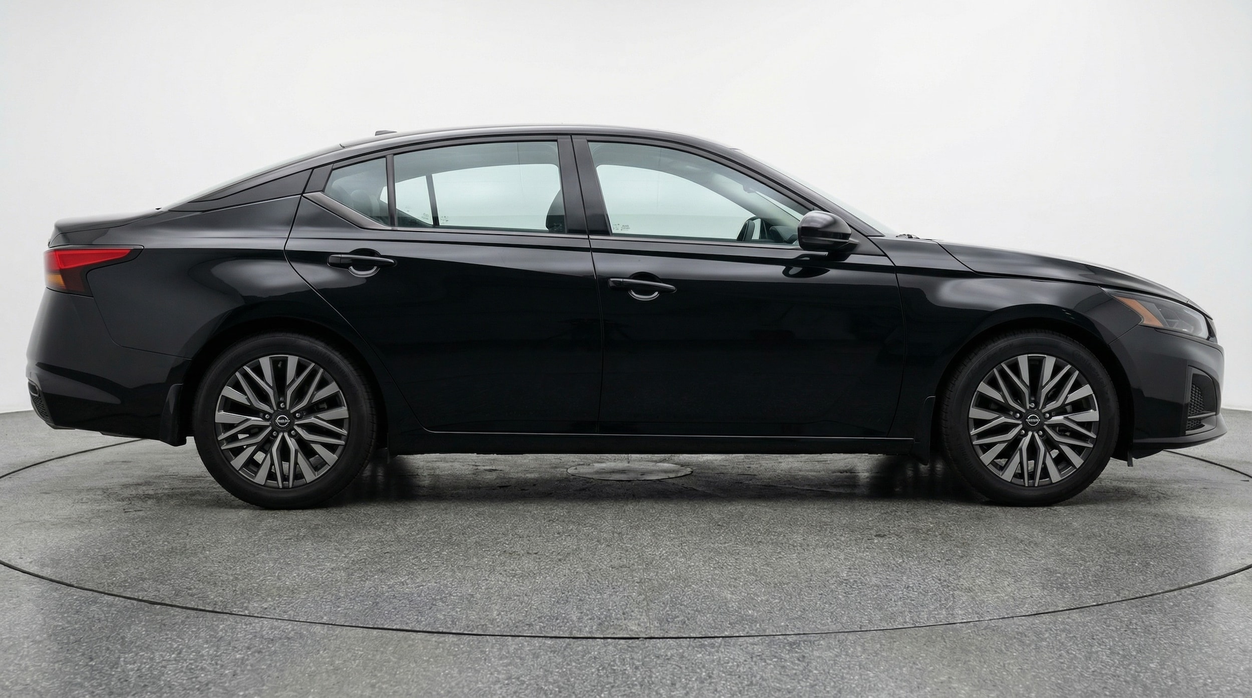 Thumbnail: 2025 Nissan Altima - 8